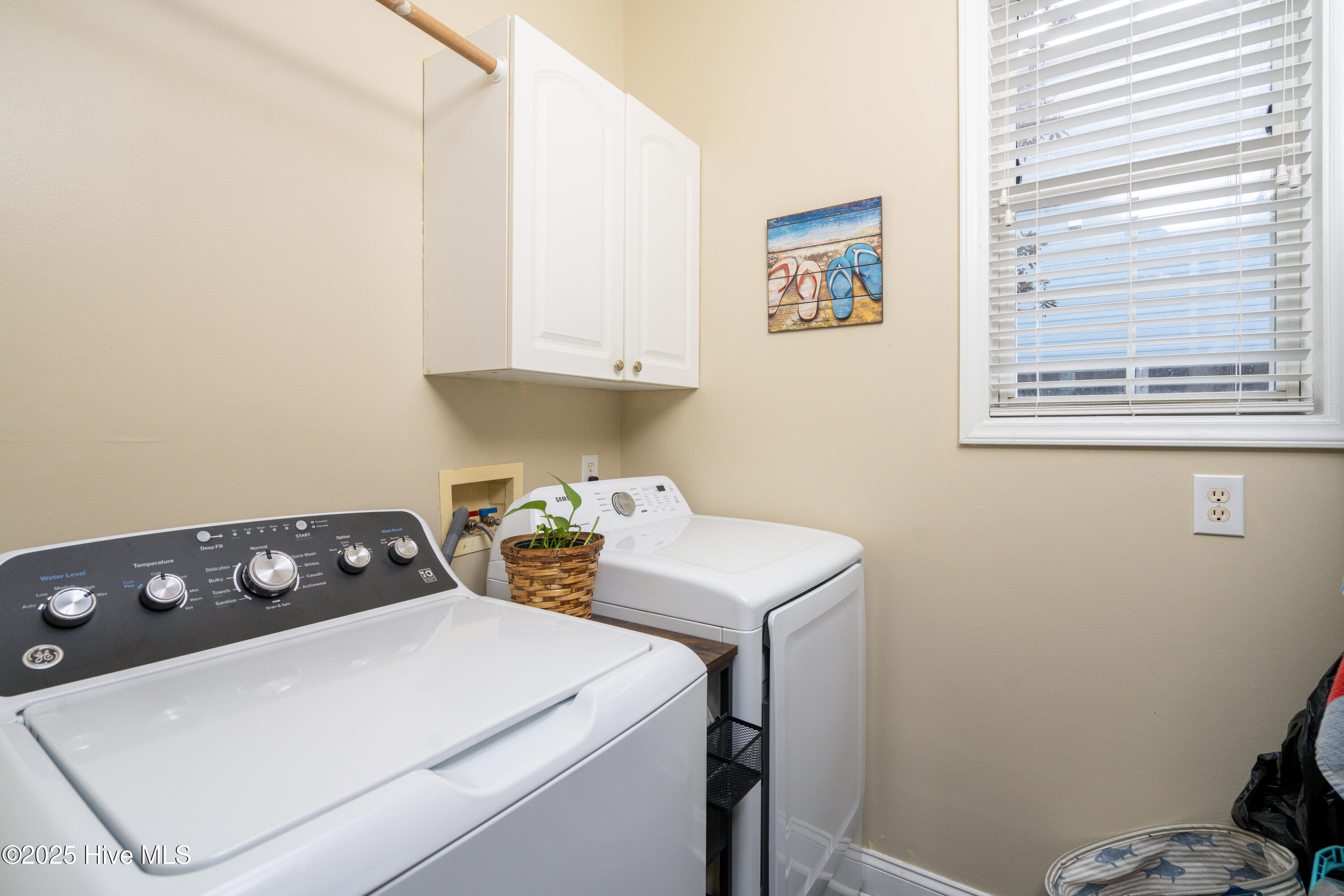 100546381 | Photo 21