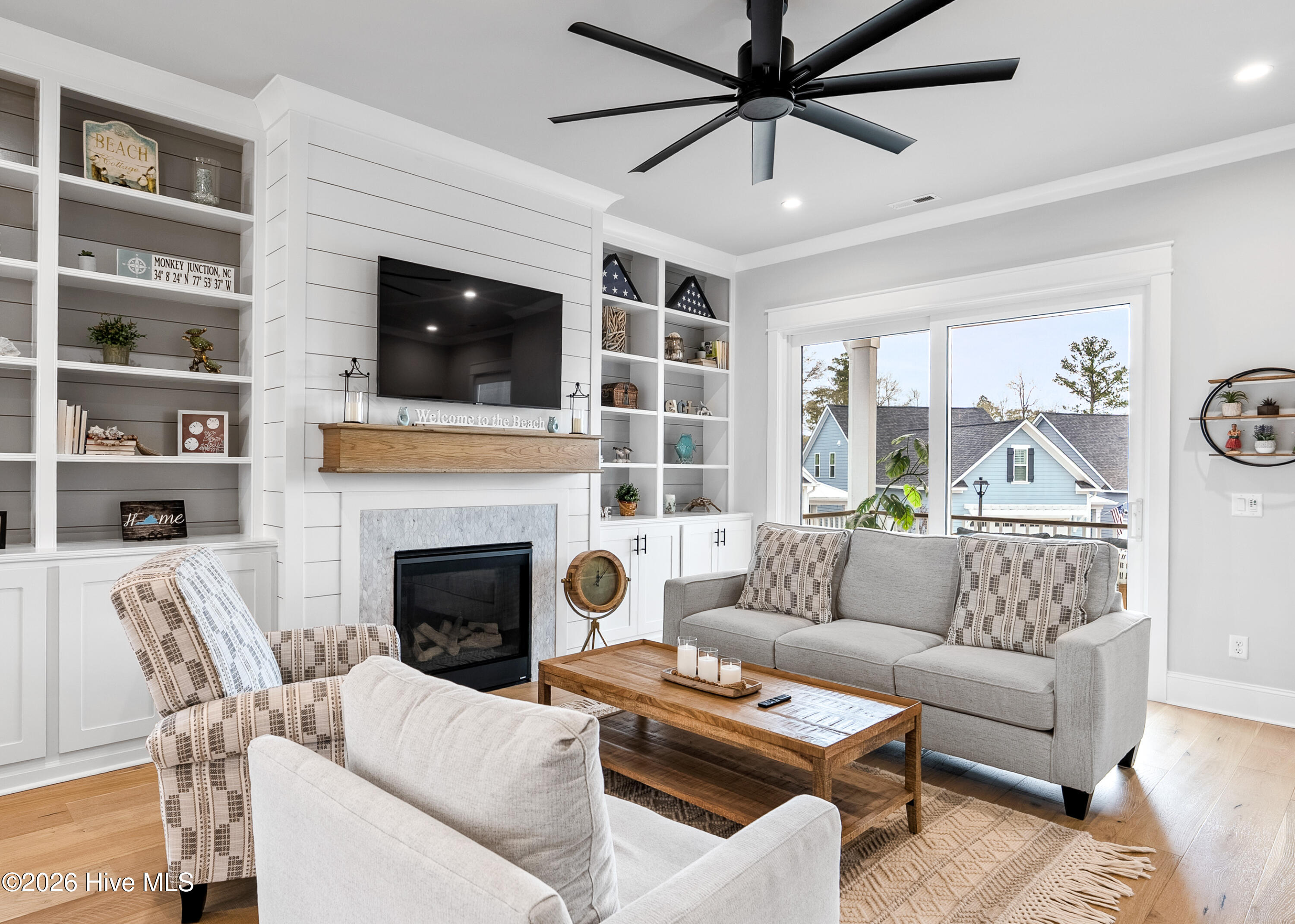 100549479 | Photo 15