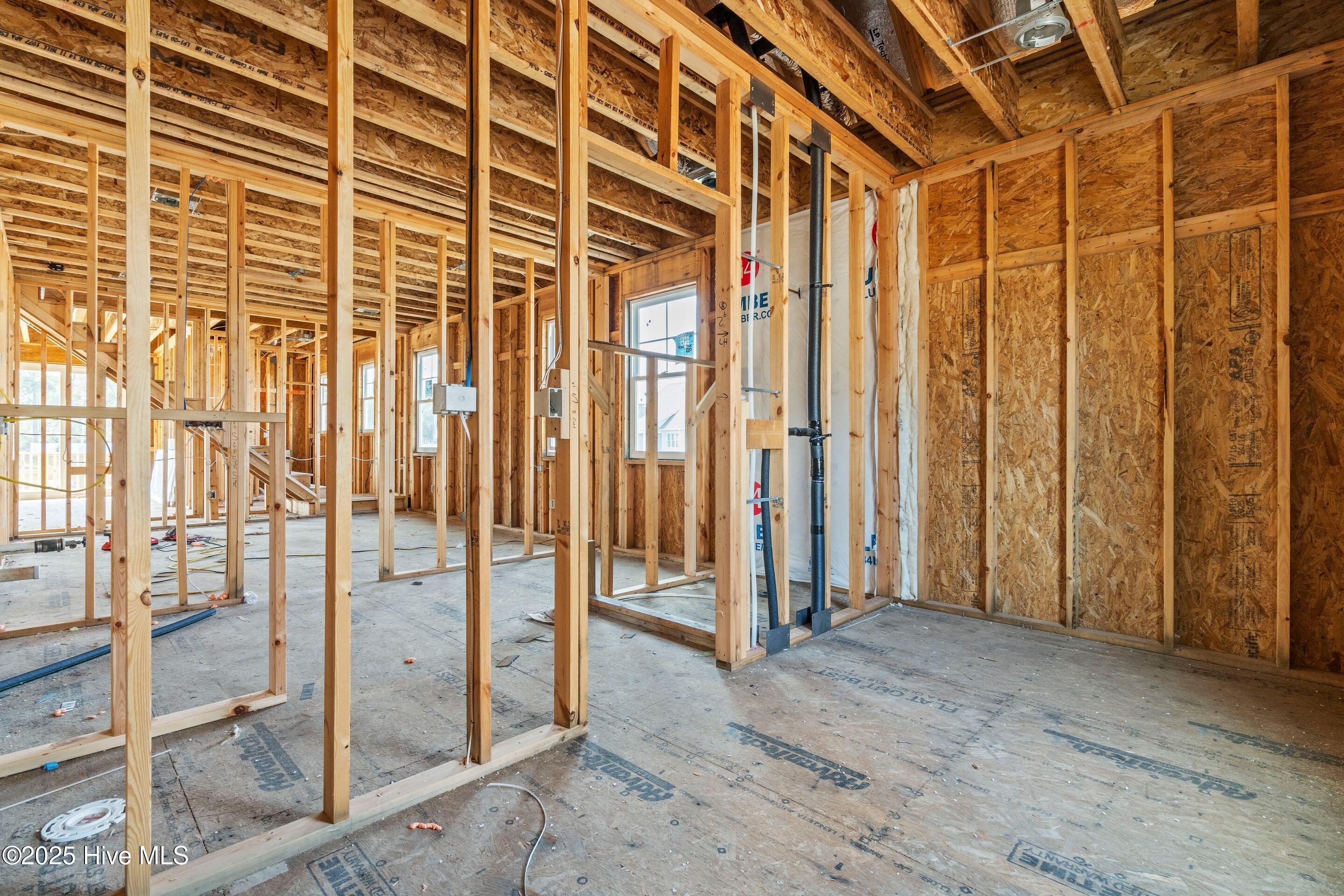 100543069 | Photo 52