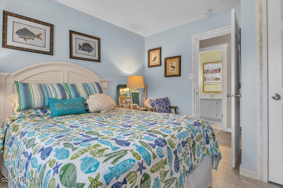 100535425 | Photo 25