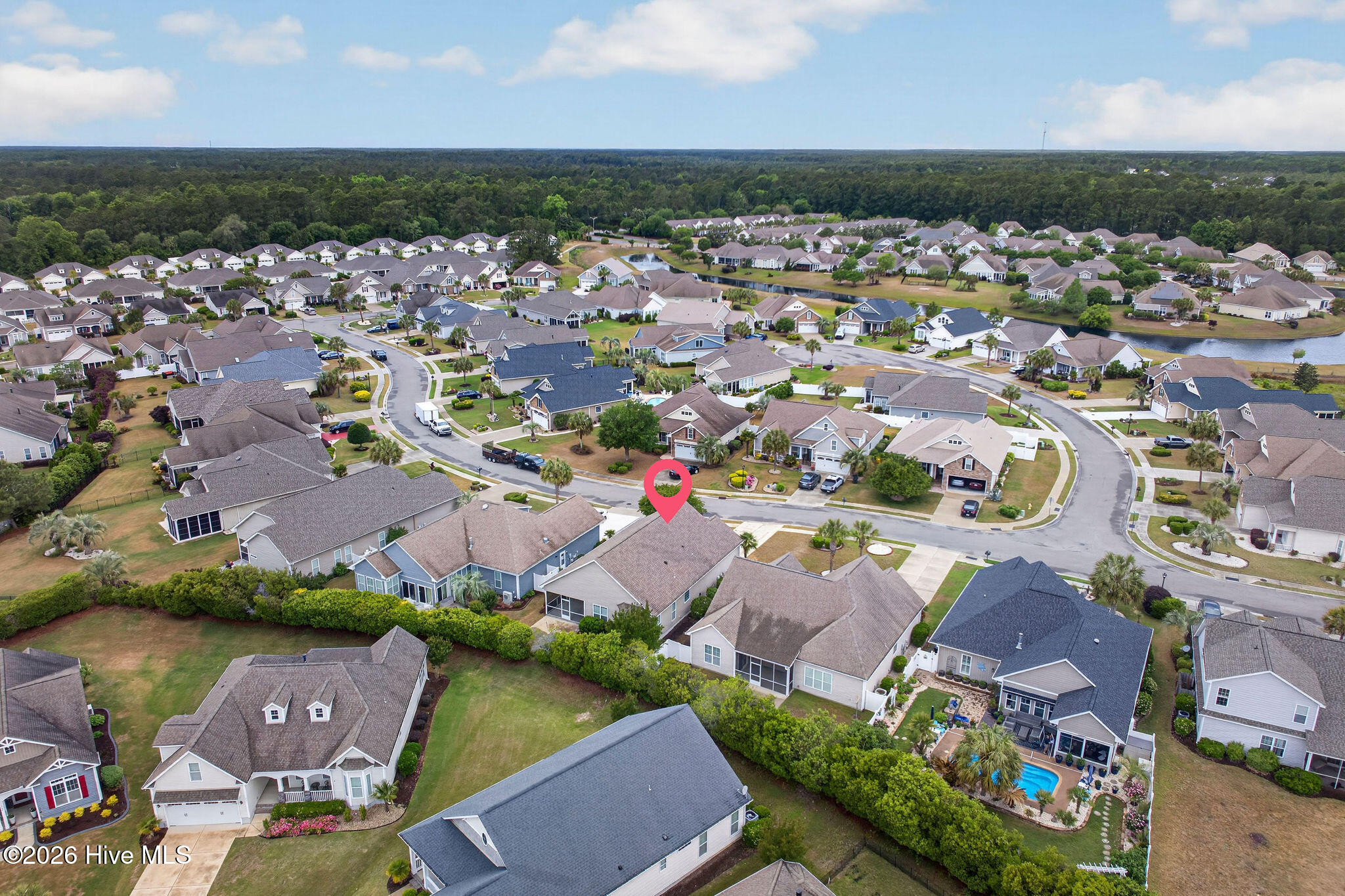 100570866 | Photo 38