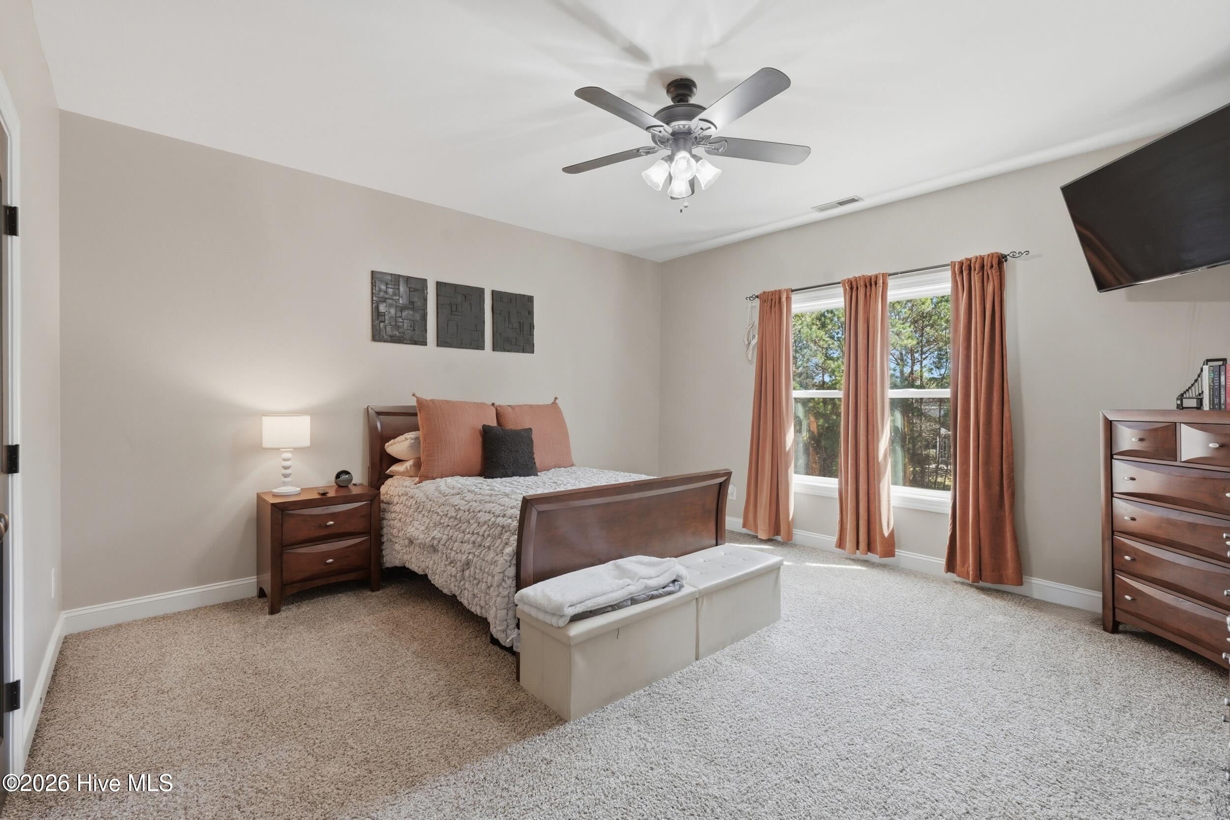 100551970 | Photo 51