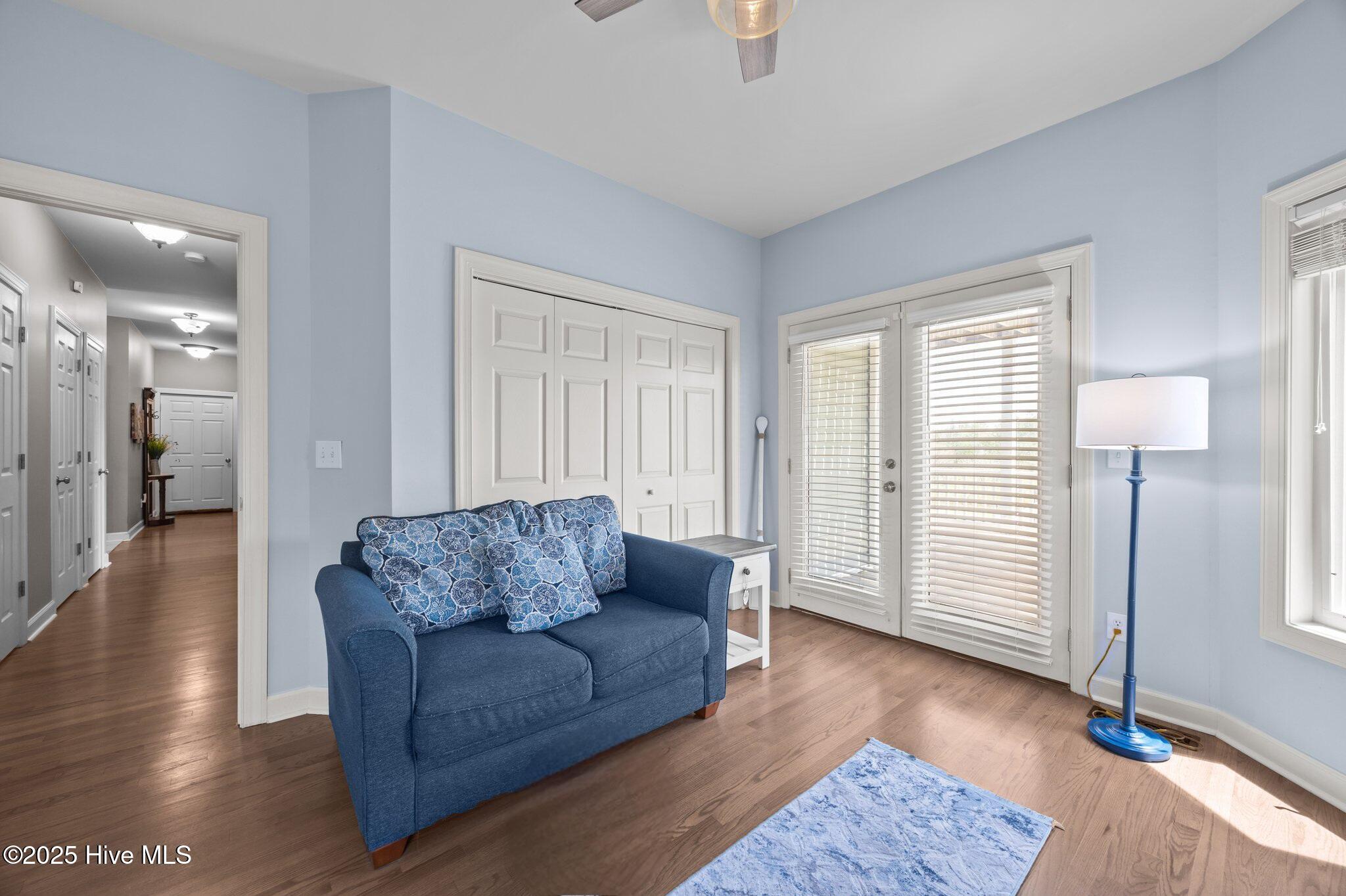 100517402 | Photo 21