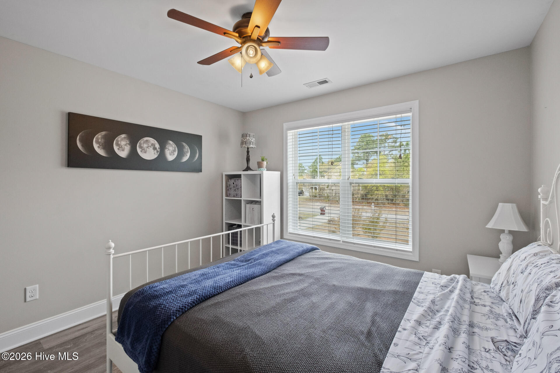 100566608 | Photo 31