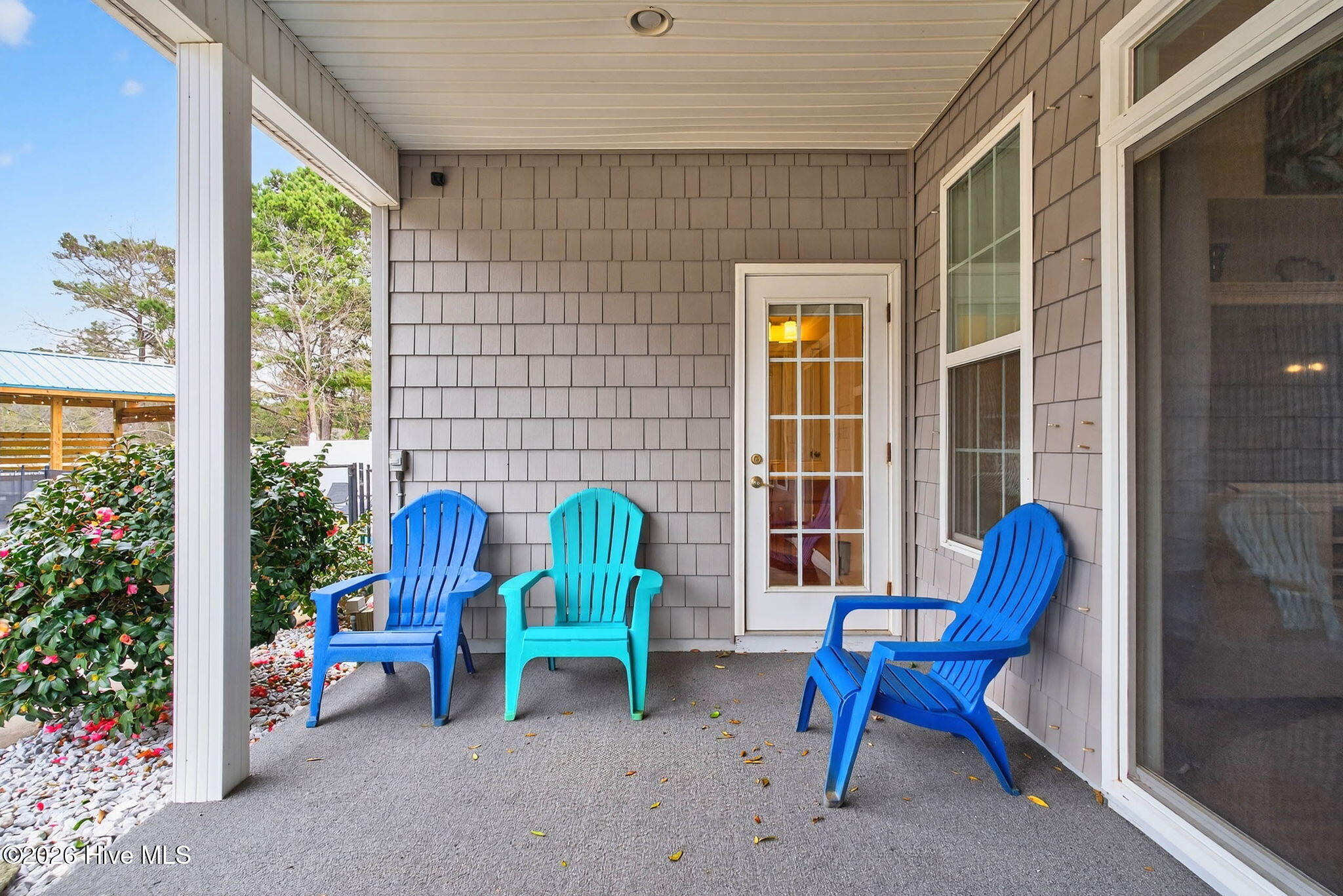 100556471 | Photo 35