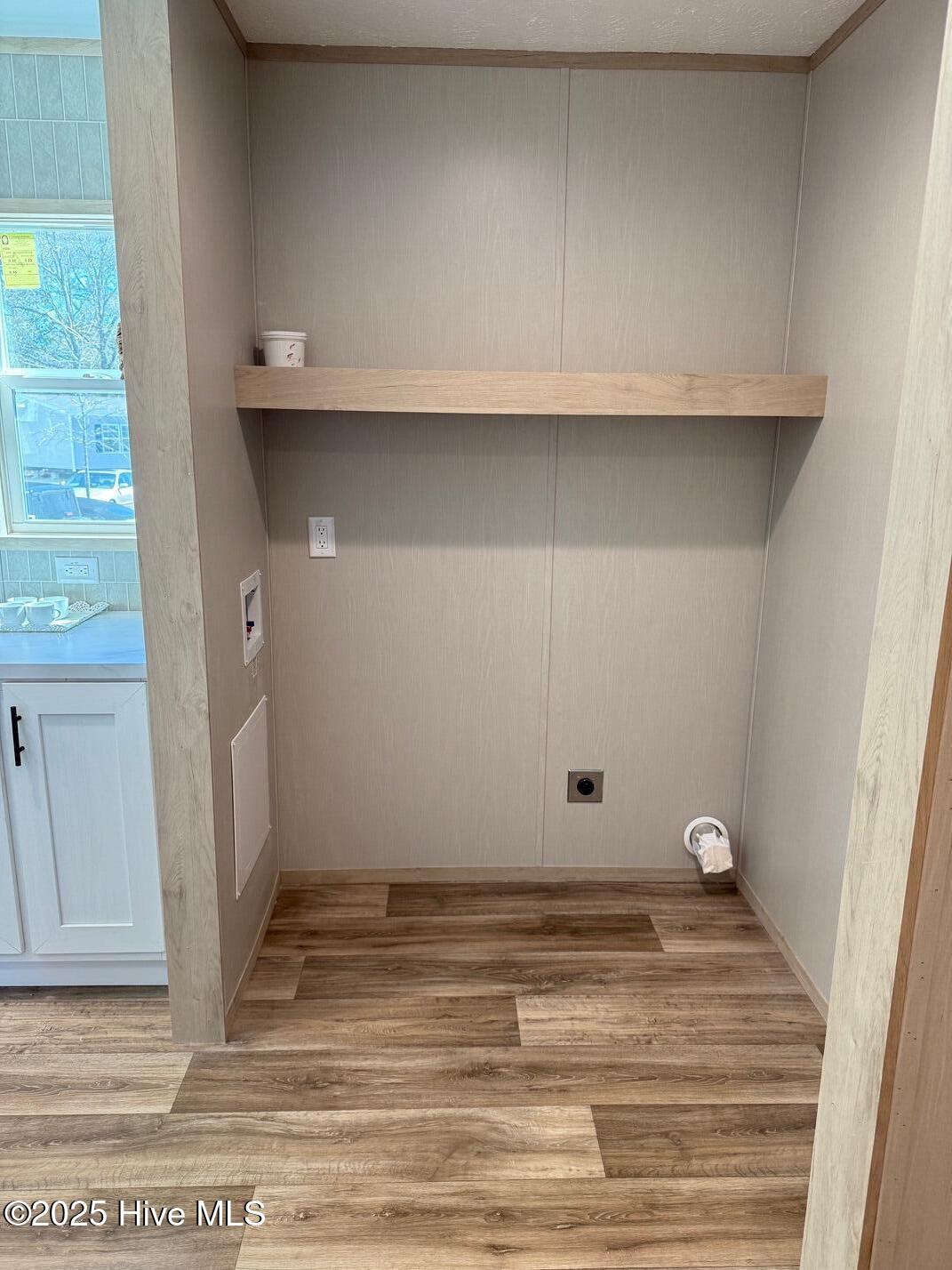 100540221 | Photo 12