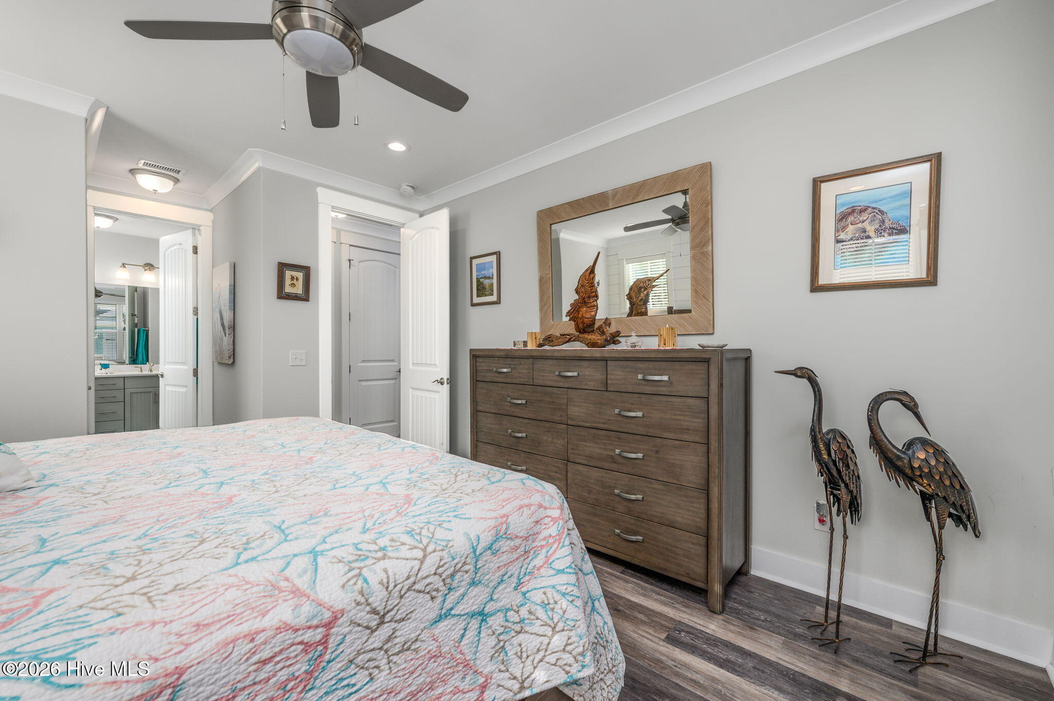 100546561 | Photo 13