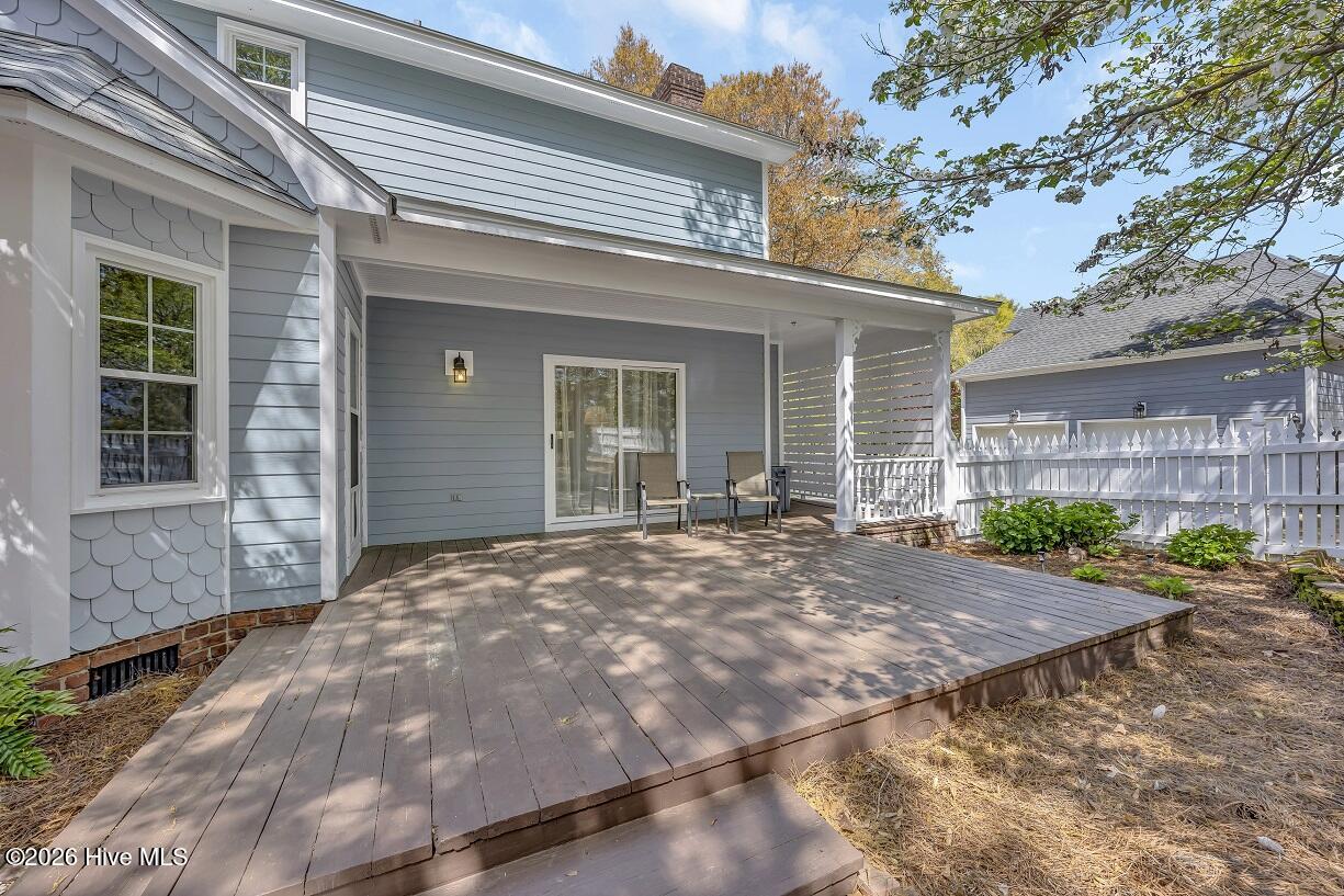 100565021 | Photo 34