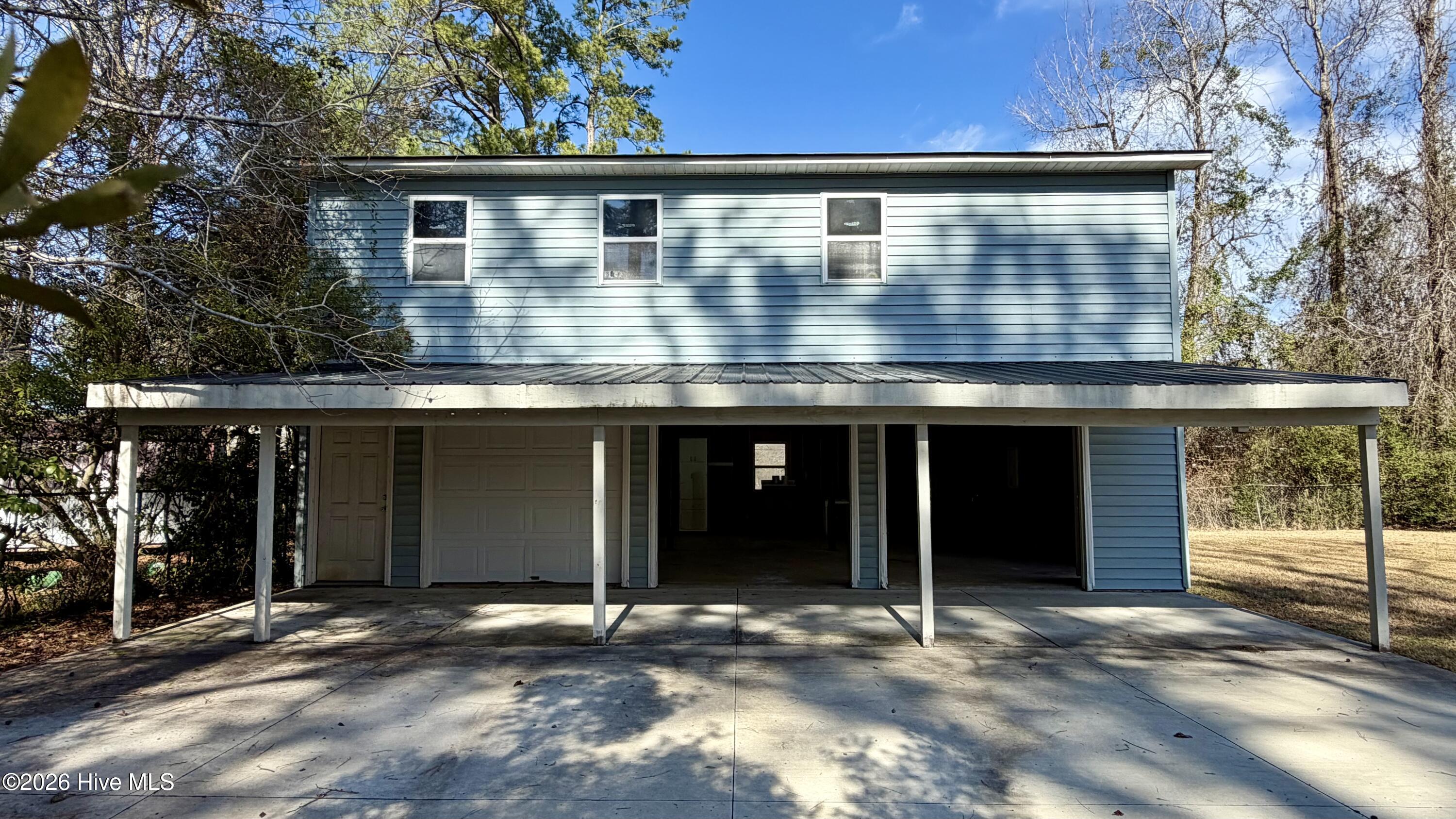 1113 Cherry Tree Dr.