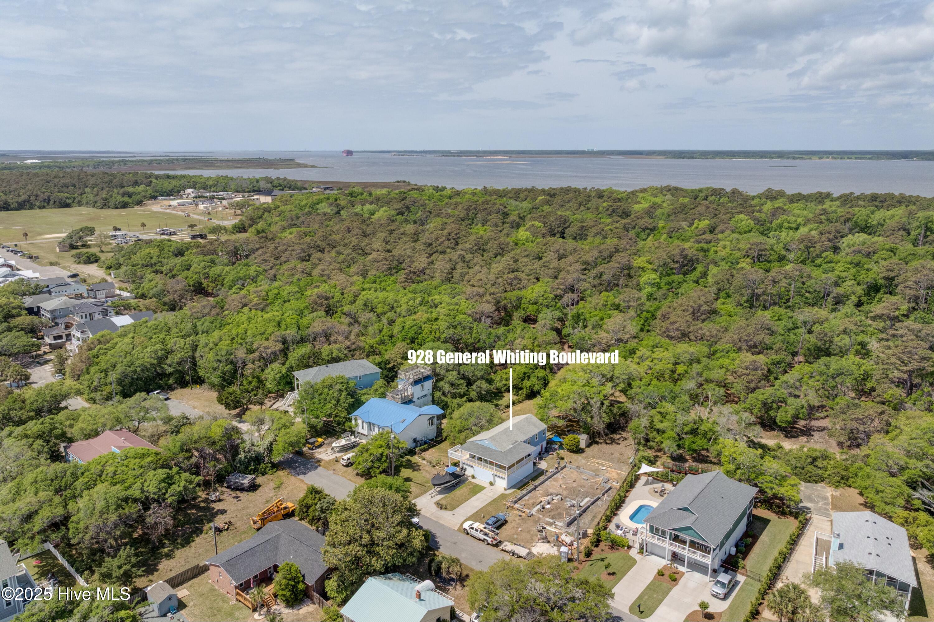 100501642 | Photo 61