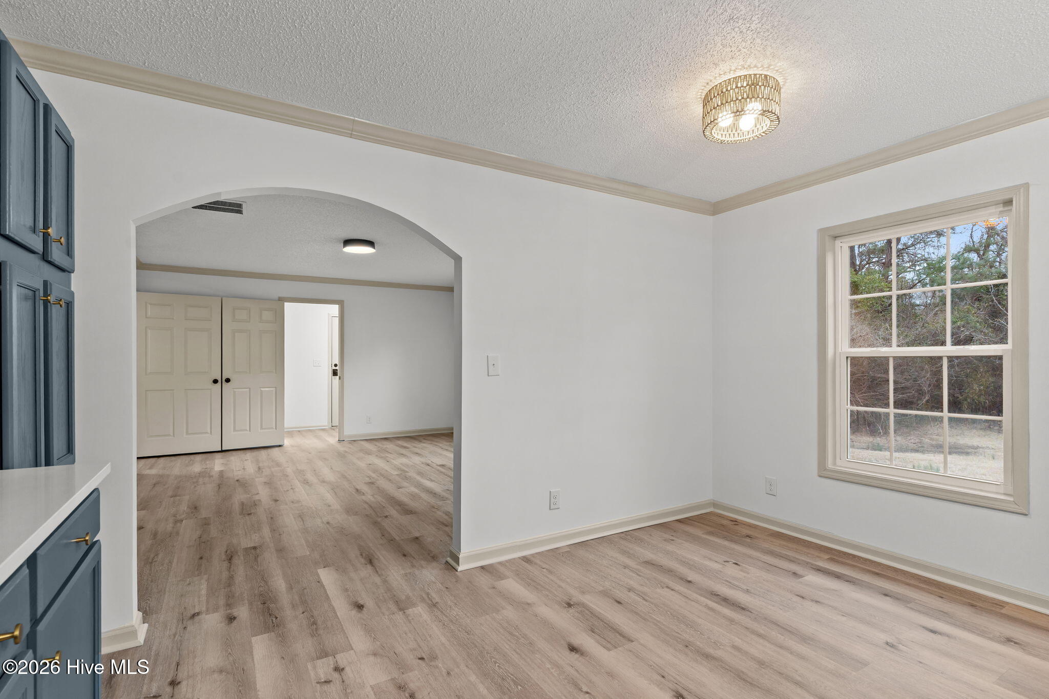 100557203 | Photo 22