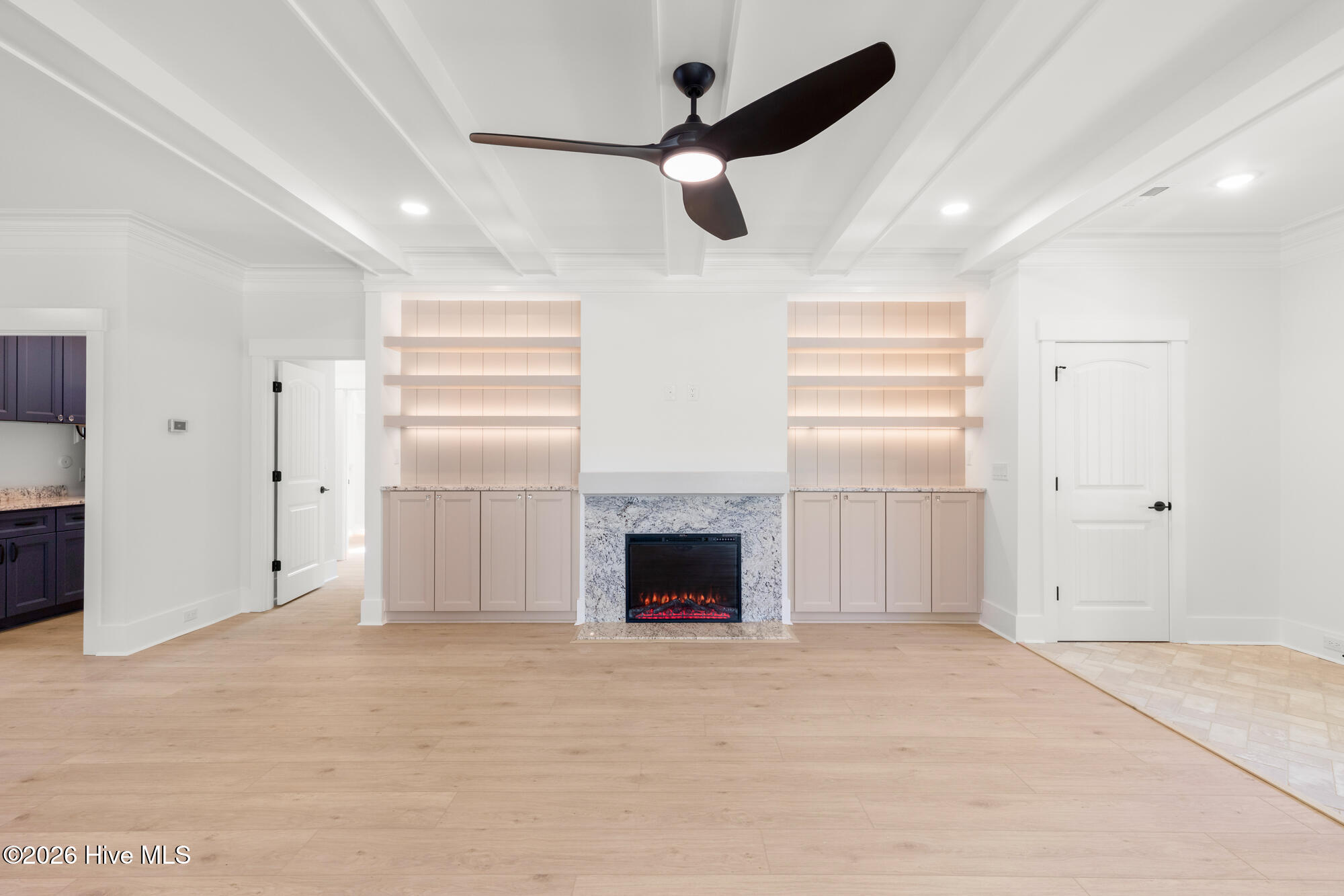 100516675 | Photo 23