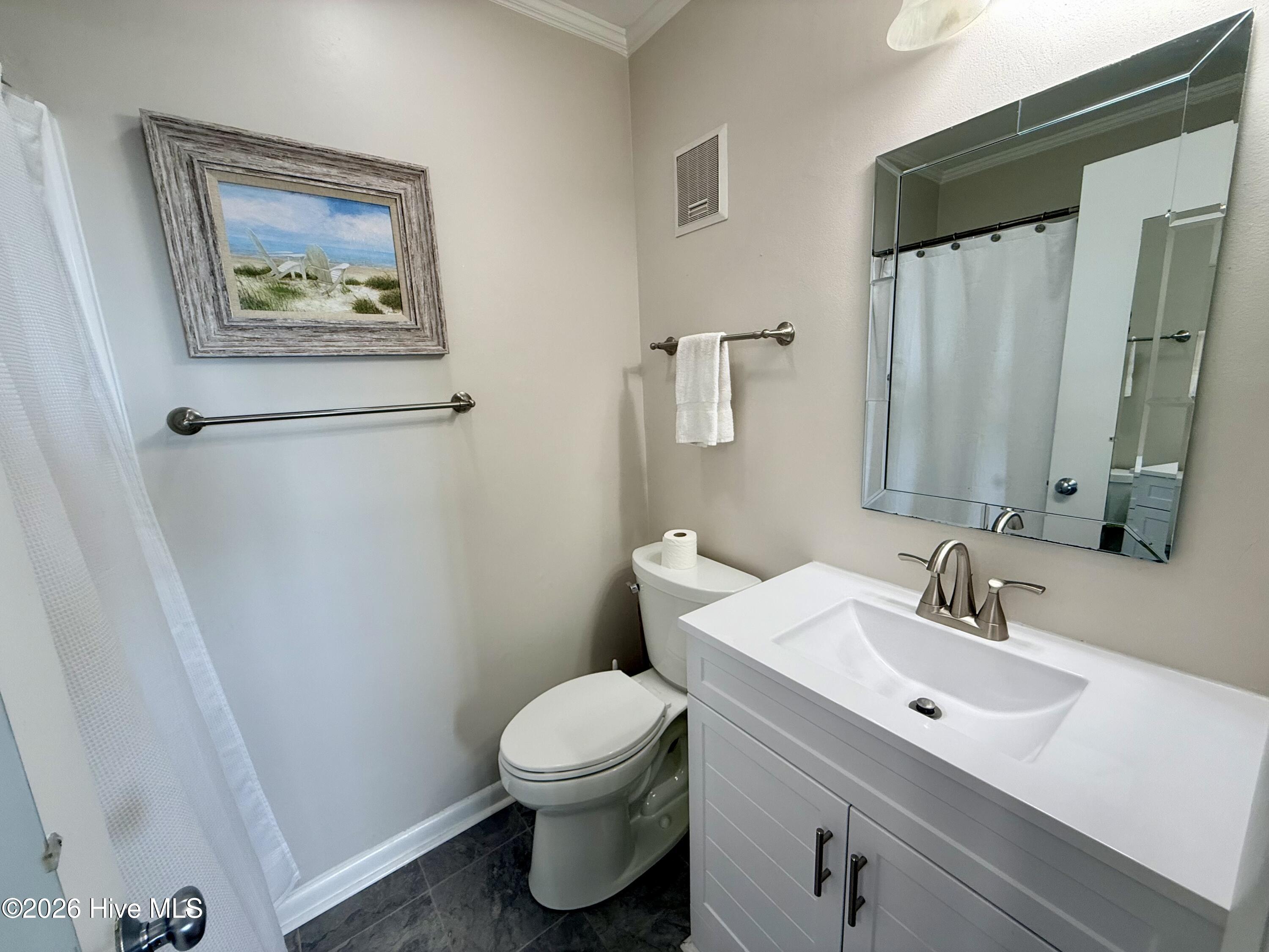 2511 W Ft Macon Road 208-B,Atlantic Beach