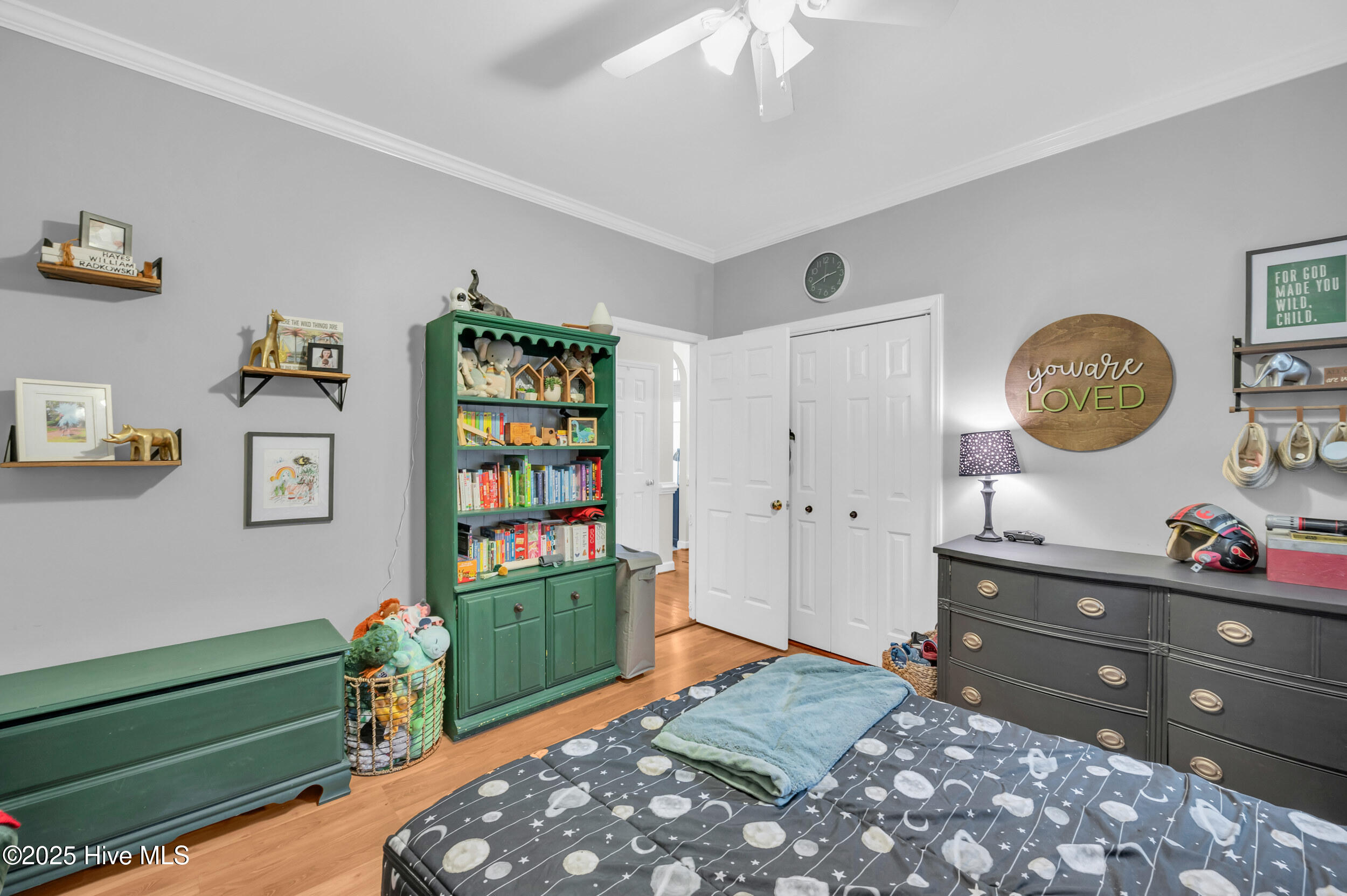 100536270 | Photo 22