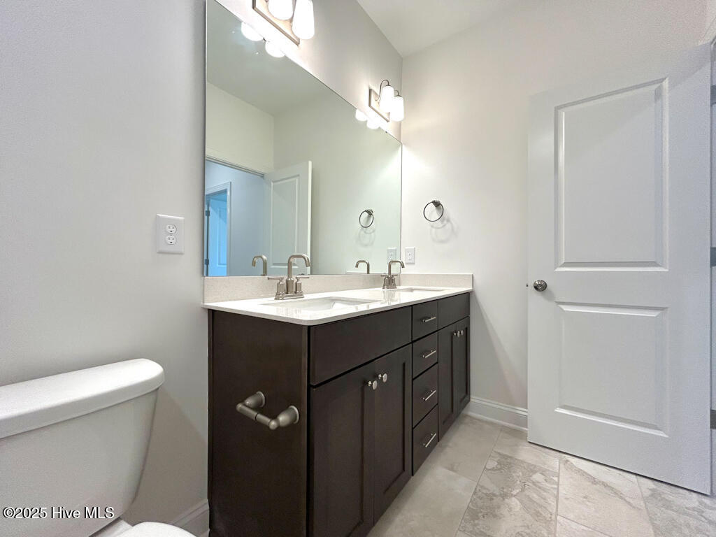 100510036 | Photo 52