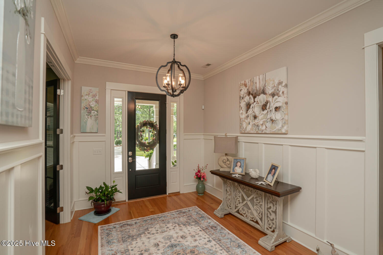 100566478 | Photo 14