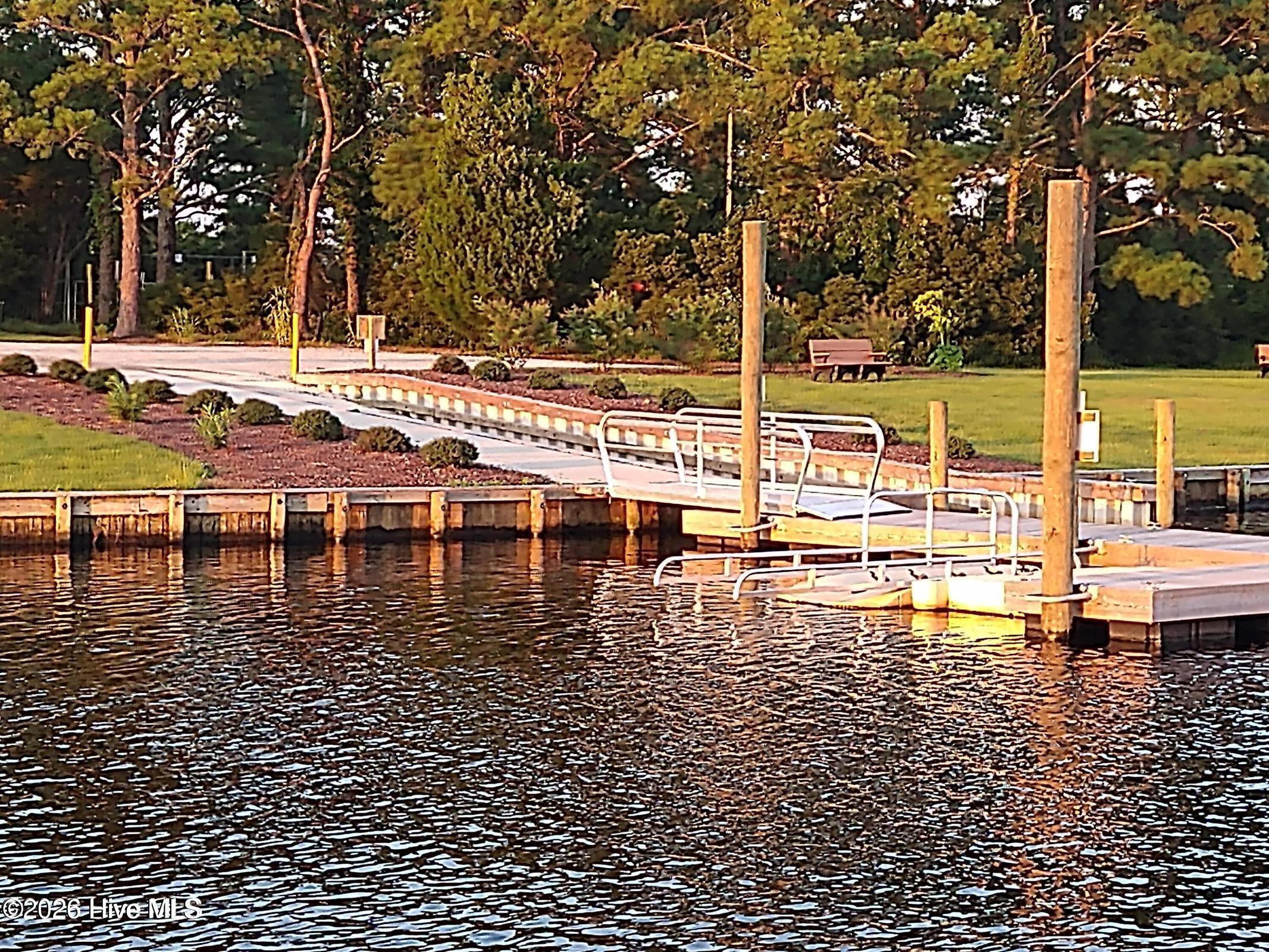 2072 91 Royal Pines Drive,New Bern