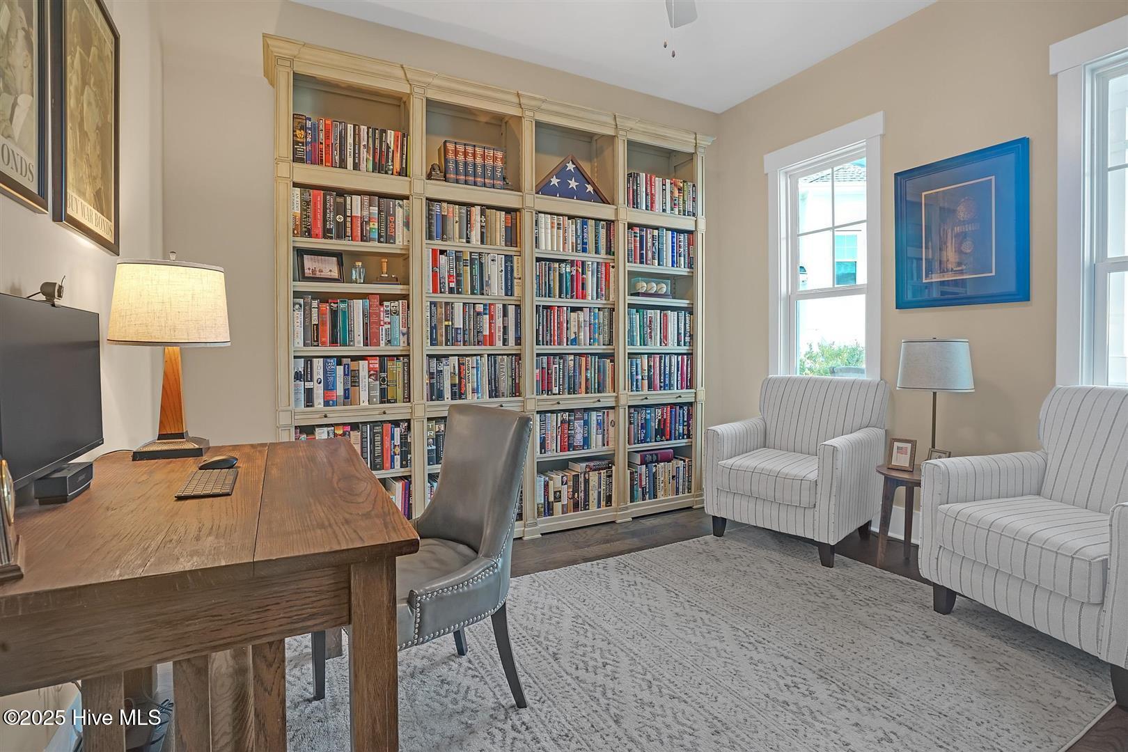 100542626 | Photo 37