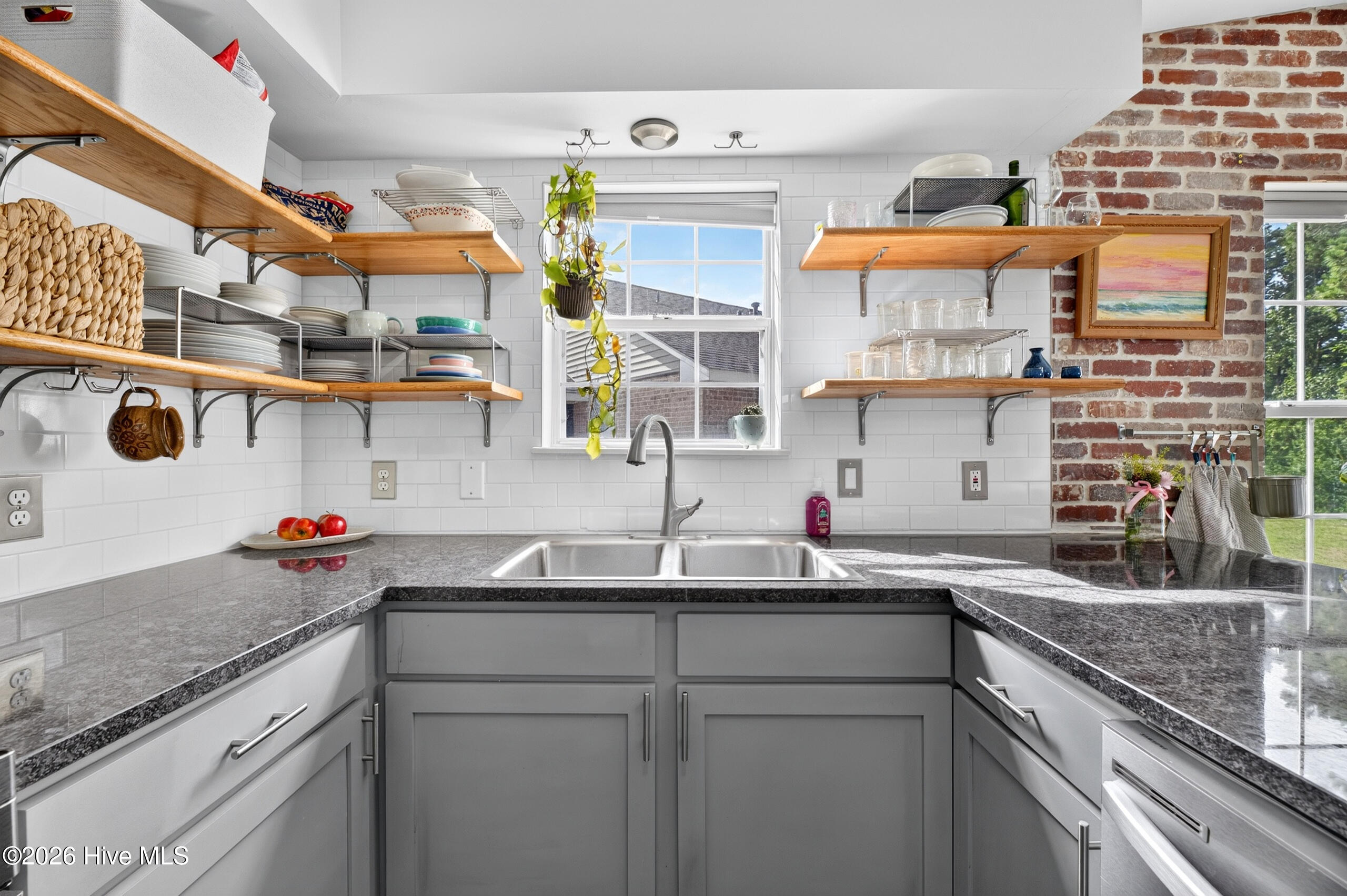 Peninsula eases the flow of cooking