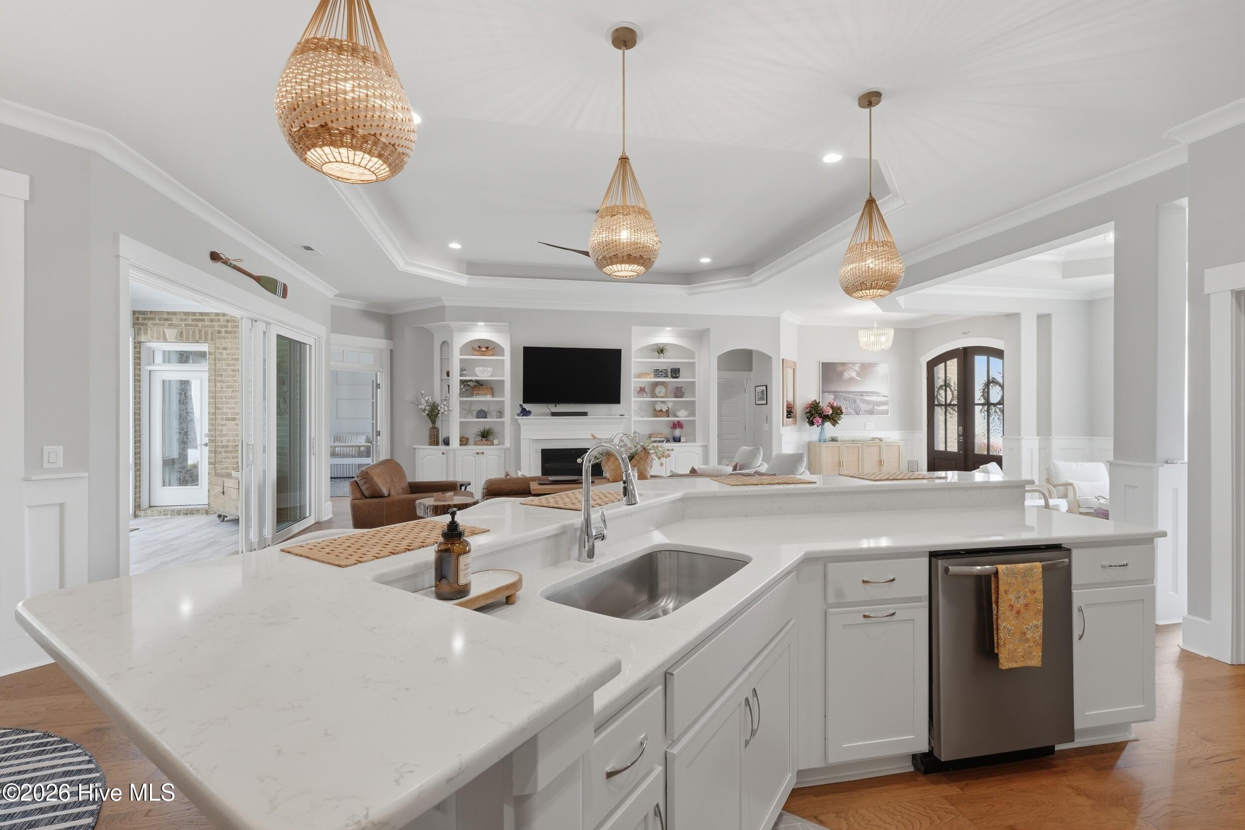 100567484 | Photo 13