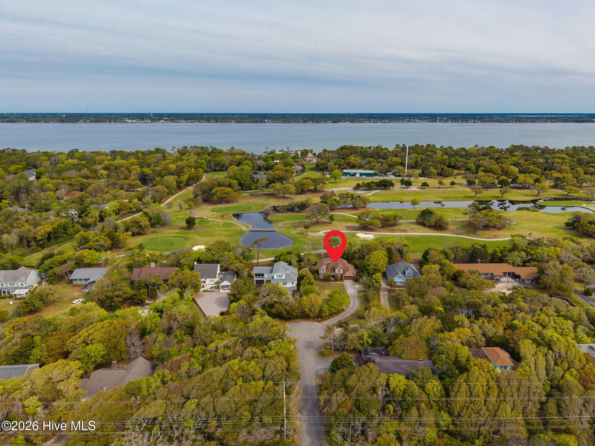 105 Laurel Court,Pine Knoll Shores
