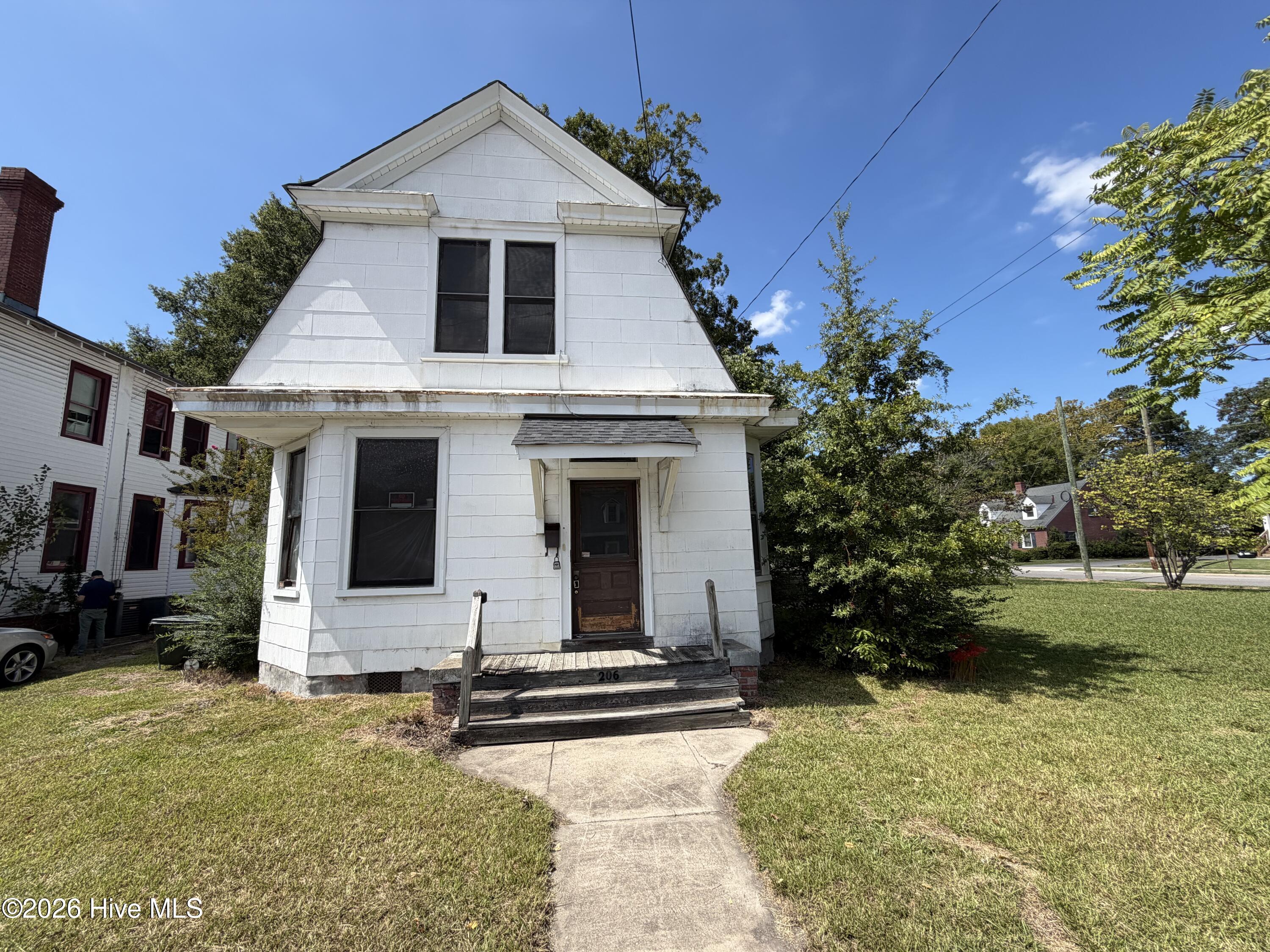 Photo 1 of Single family home for sale at 206 S Grace St, Rocky Mount, NC 27804 | MLS# 100603713 | Listing updated on 2026-09-17