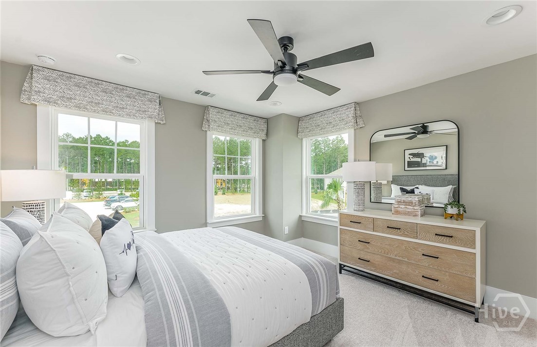 Pictures, photographs, colors, features, and sizes are for illustration purposes only and will vary from the homes as built.