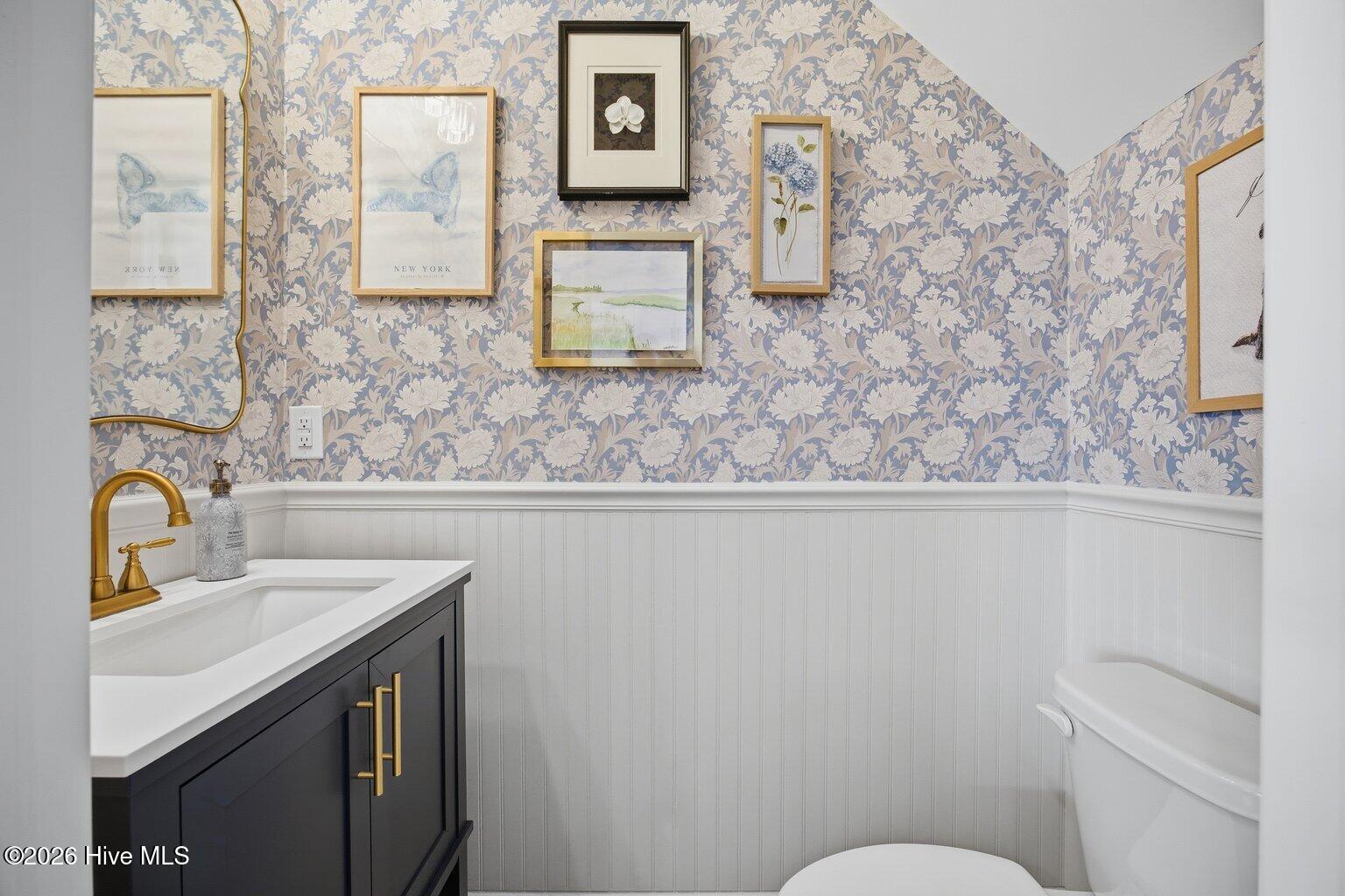 100567479 | Photo 18