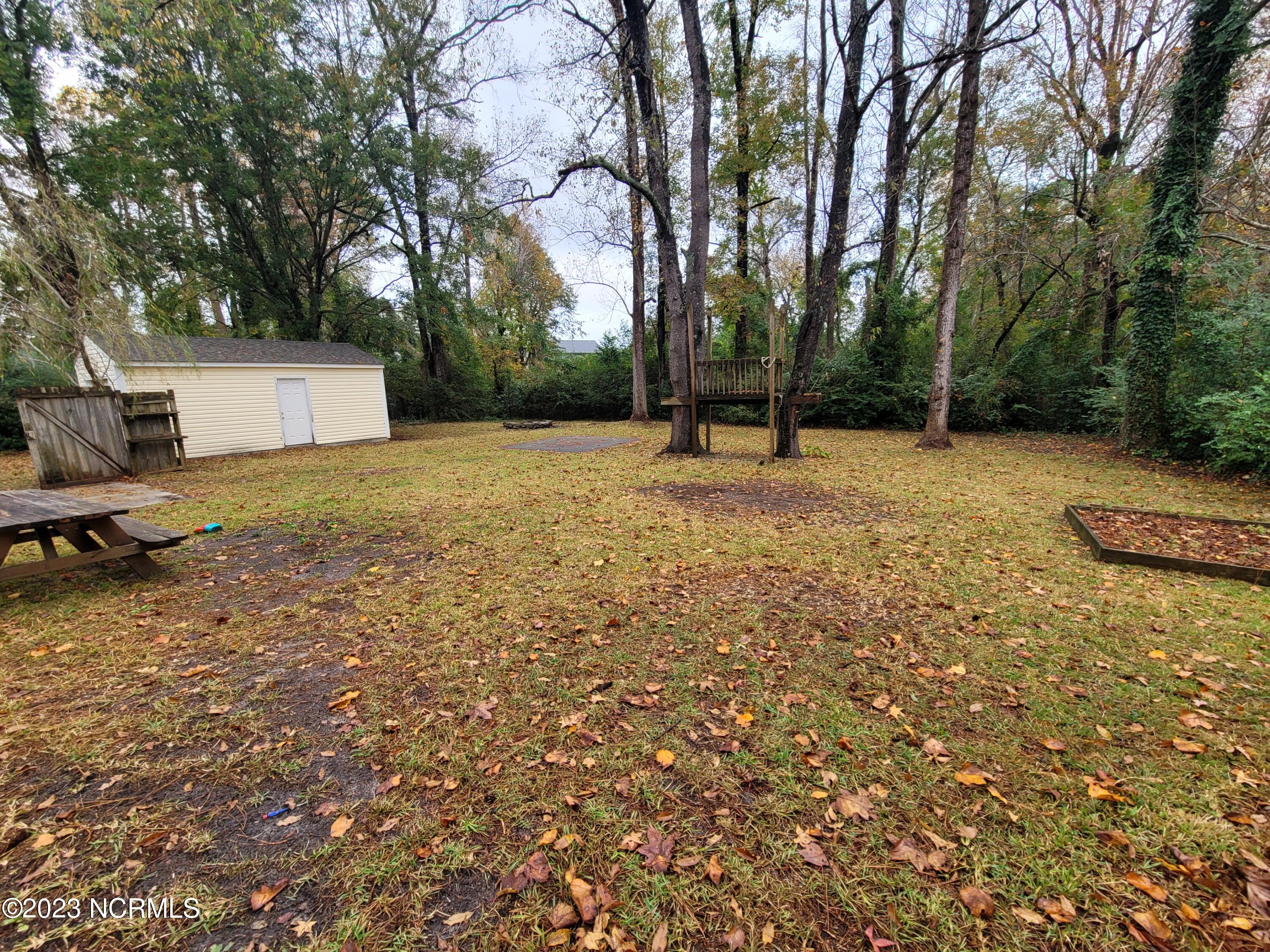 100552770 | Photo 33