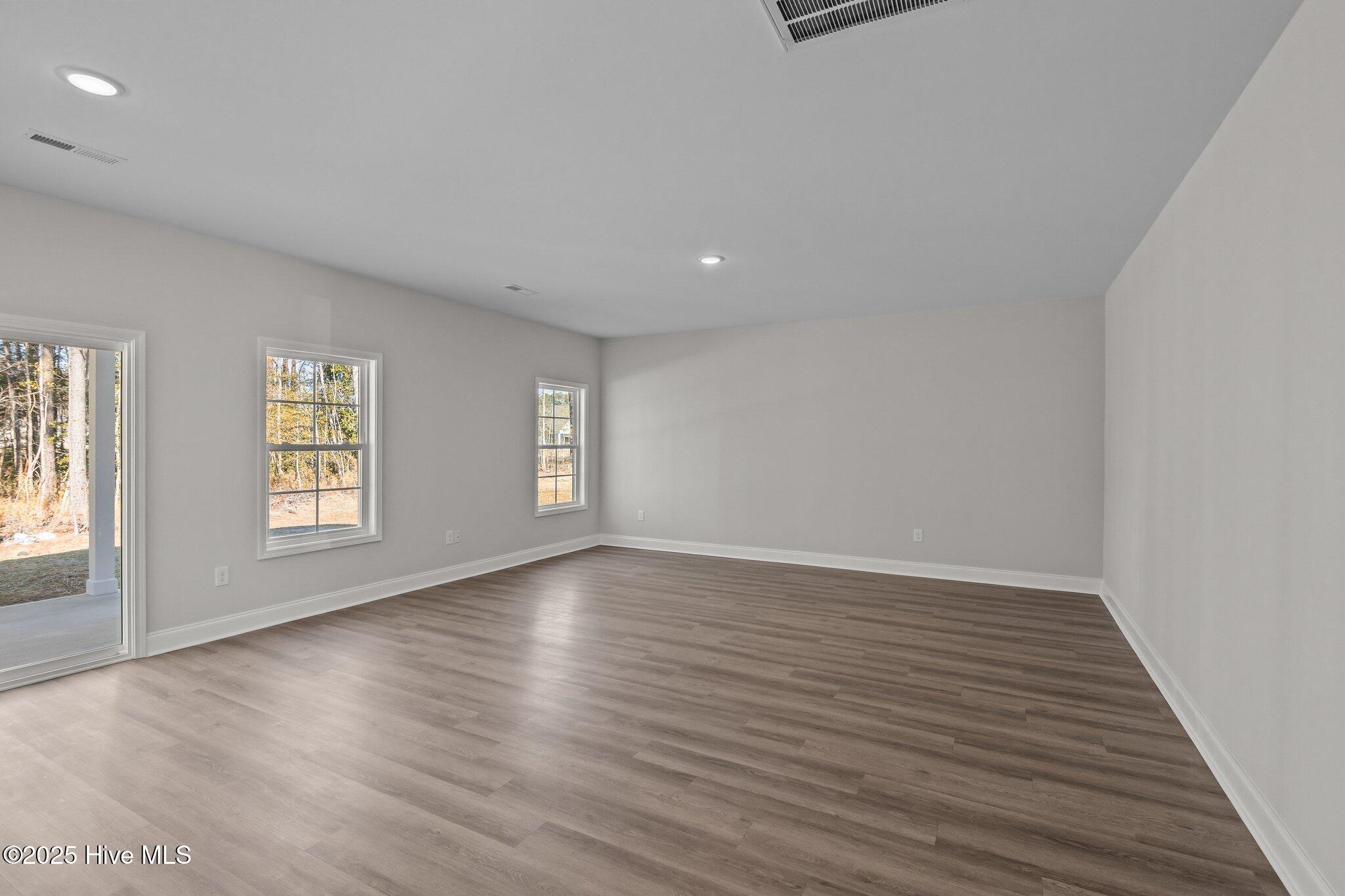 9-web-or-mls-BLS_0012