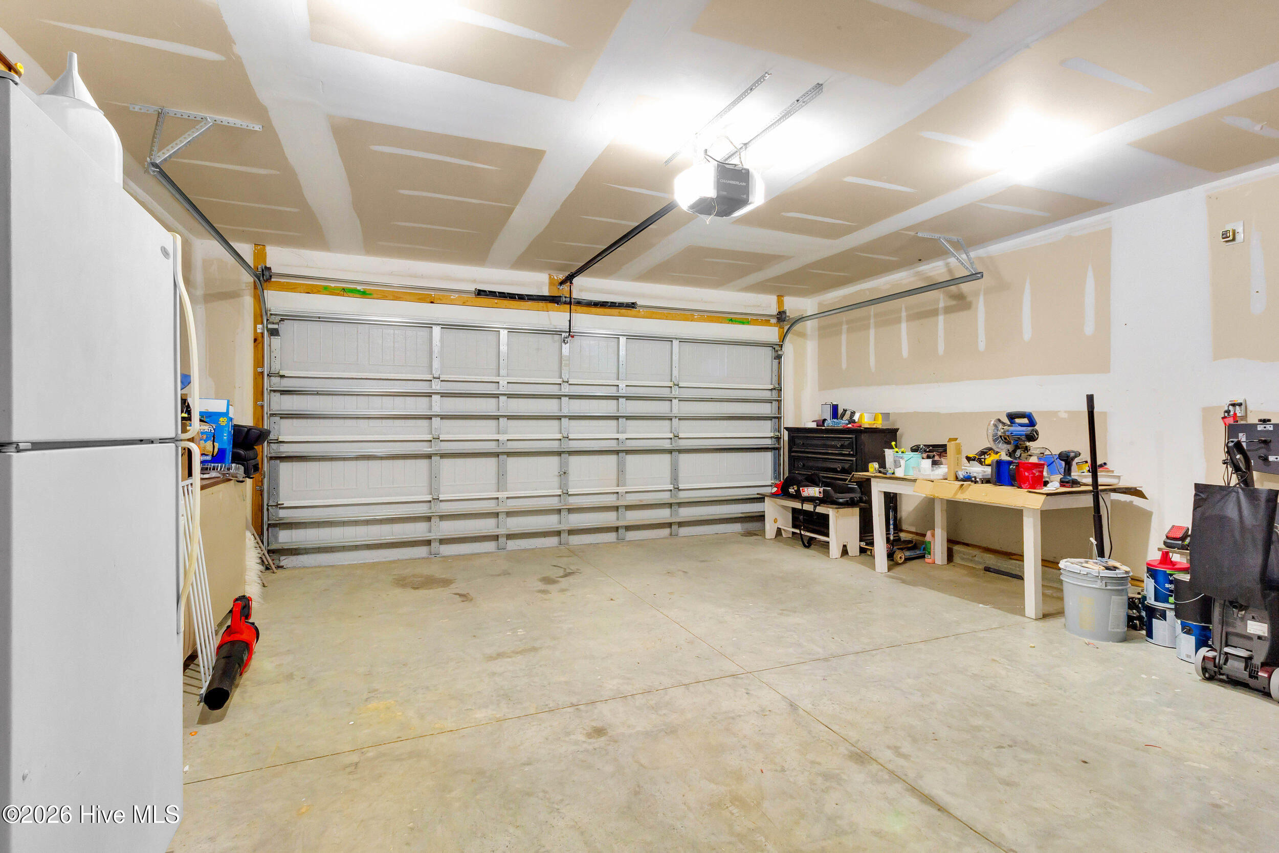 100561296 | Photo 29