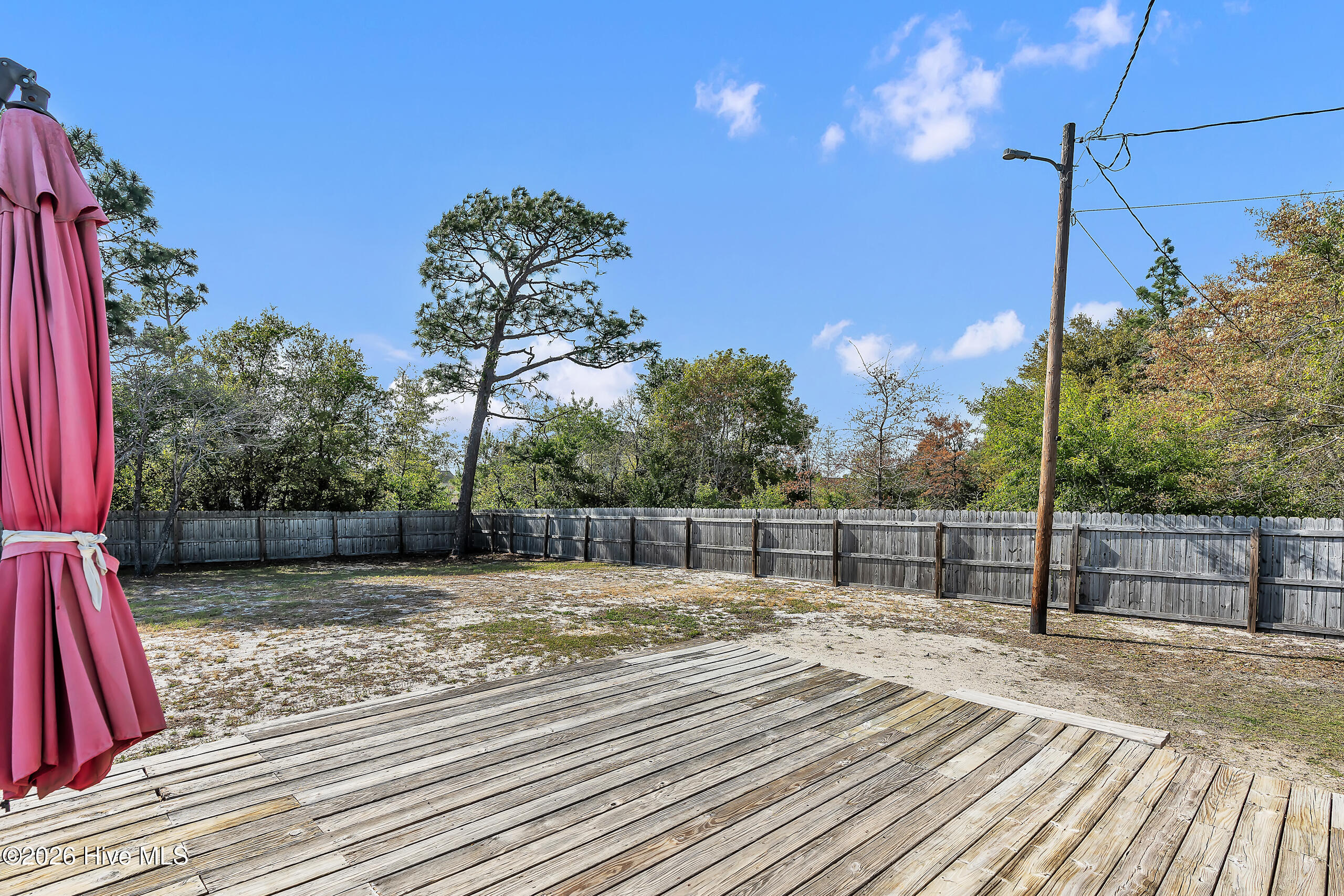 100567424 | Photo 27