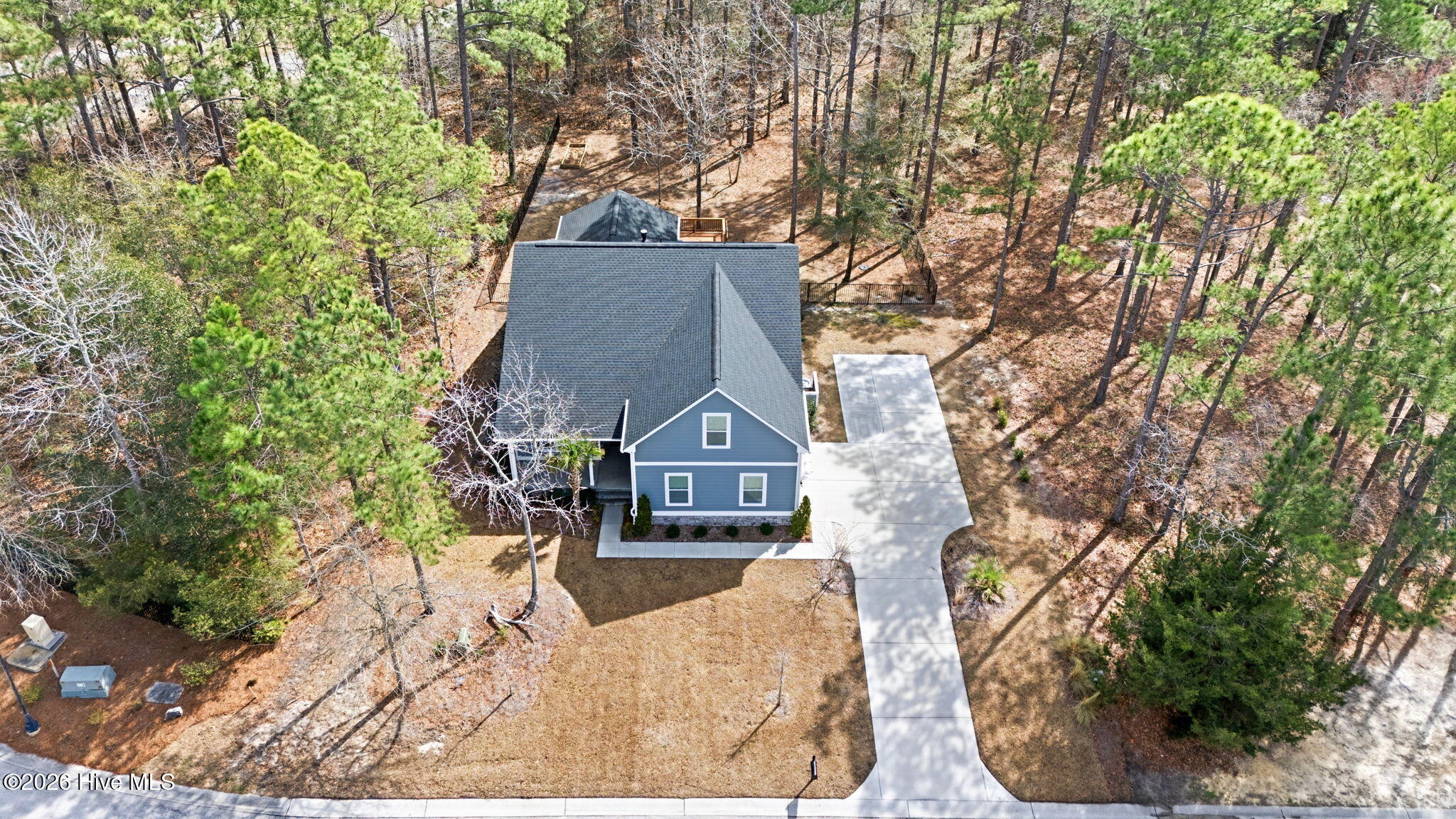 100558607 | Photo 60