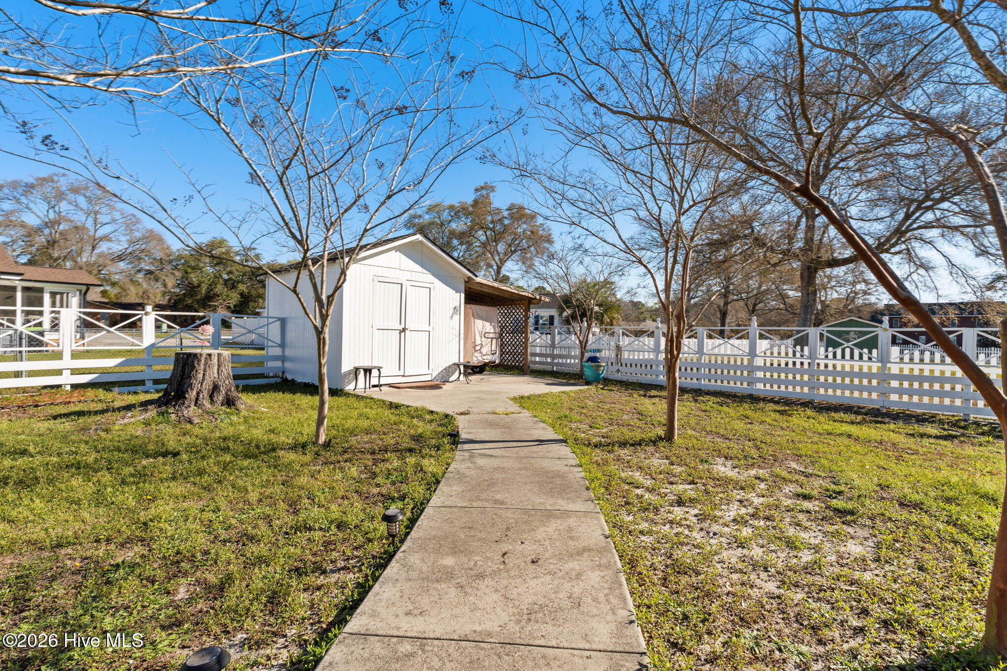 100562668 | Photo 37