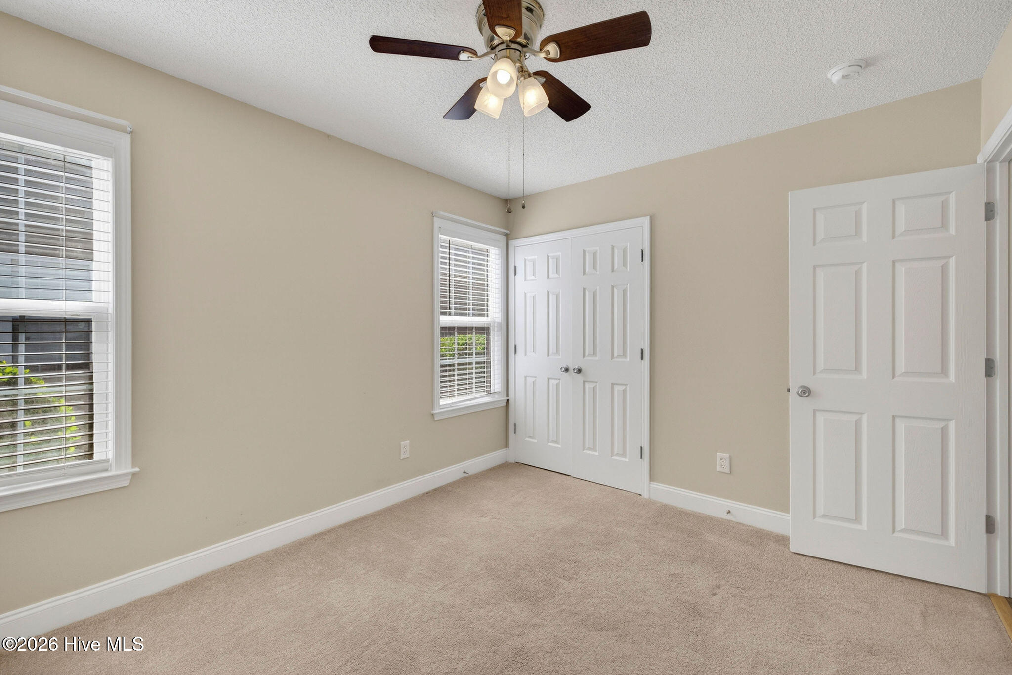 100567881 | Photo 27