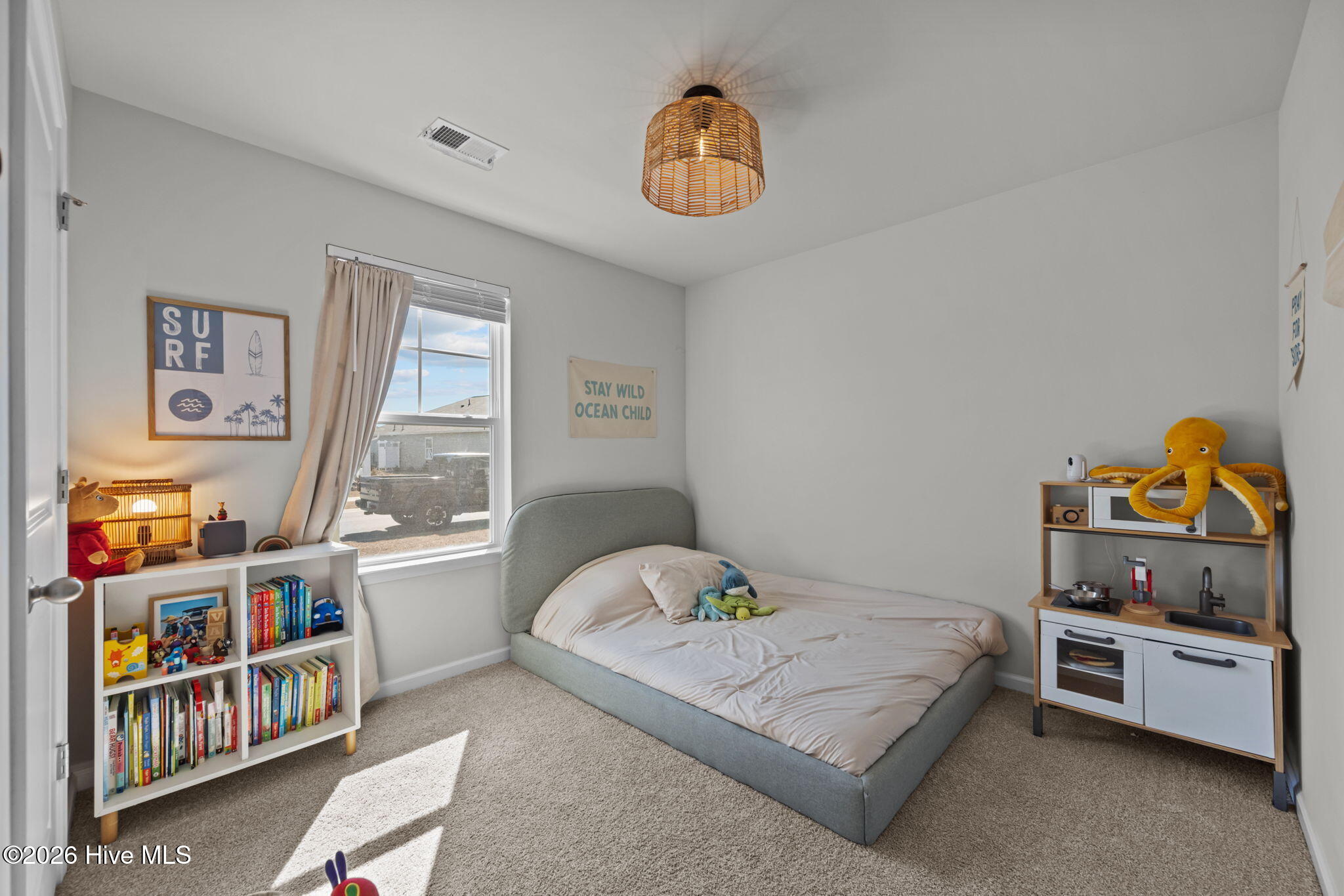 100557518 | Photo 32