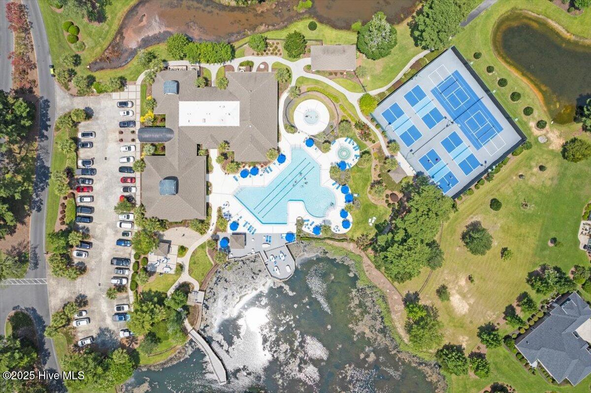 100540380 | Photo 70