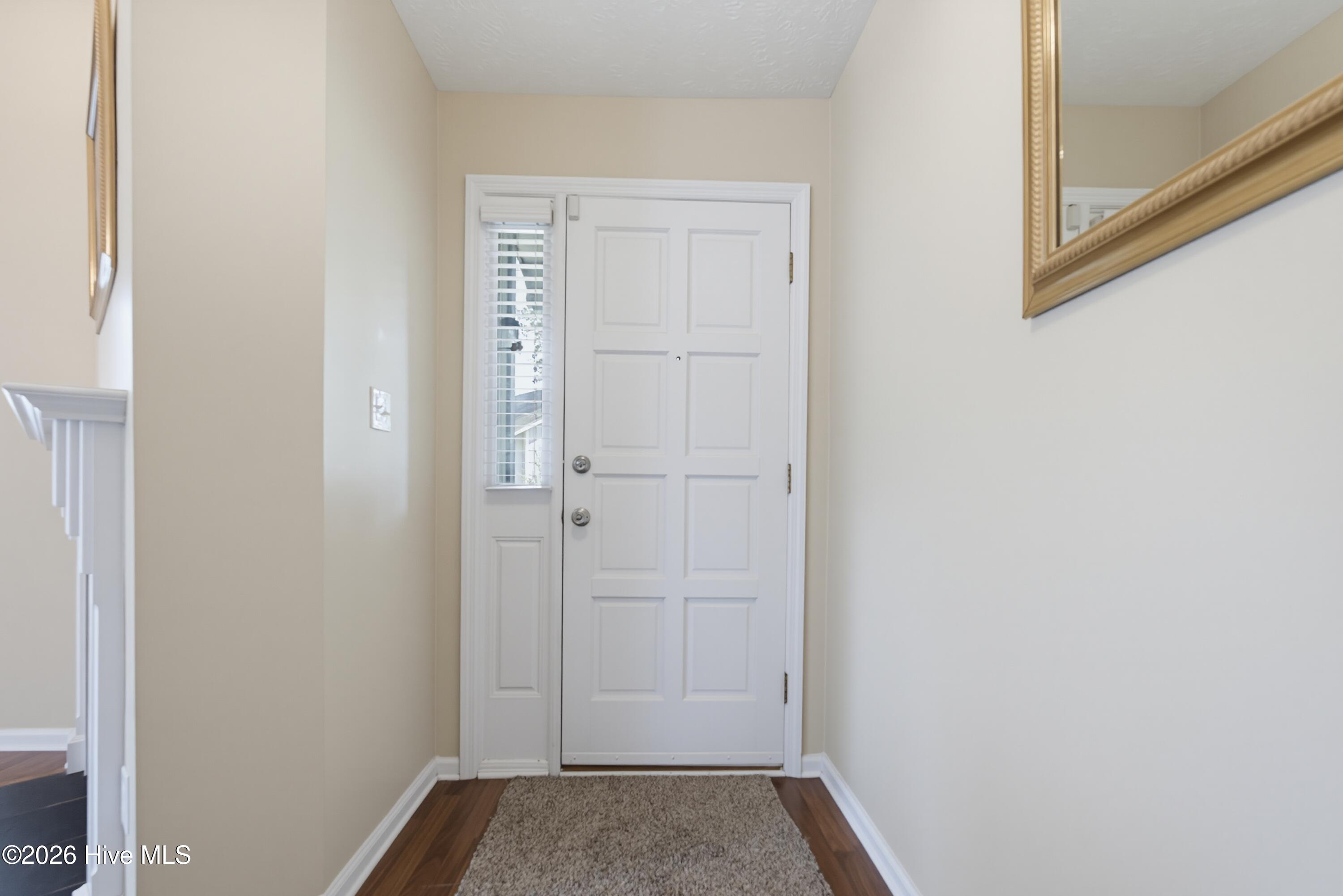100584918 | Photo 5
