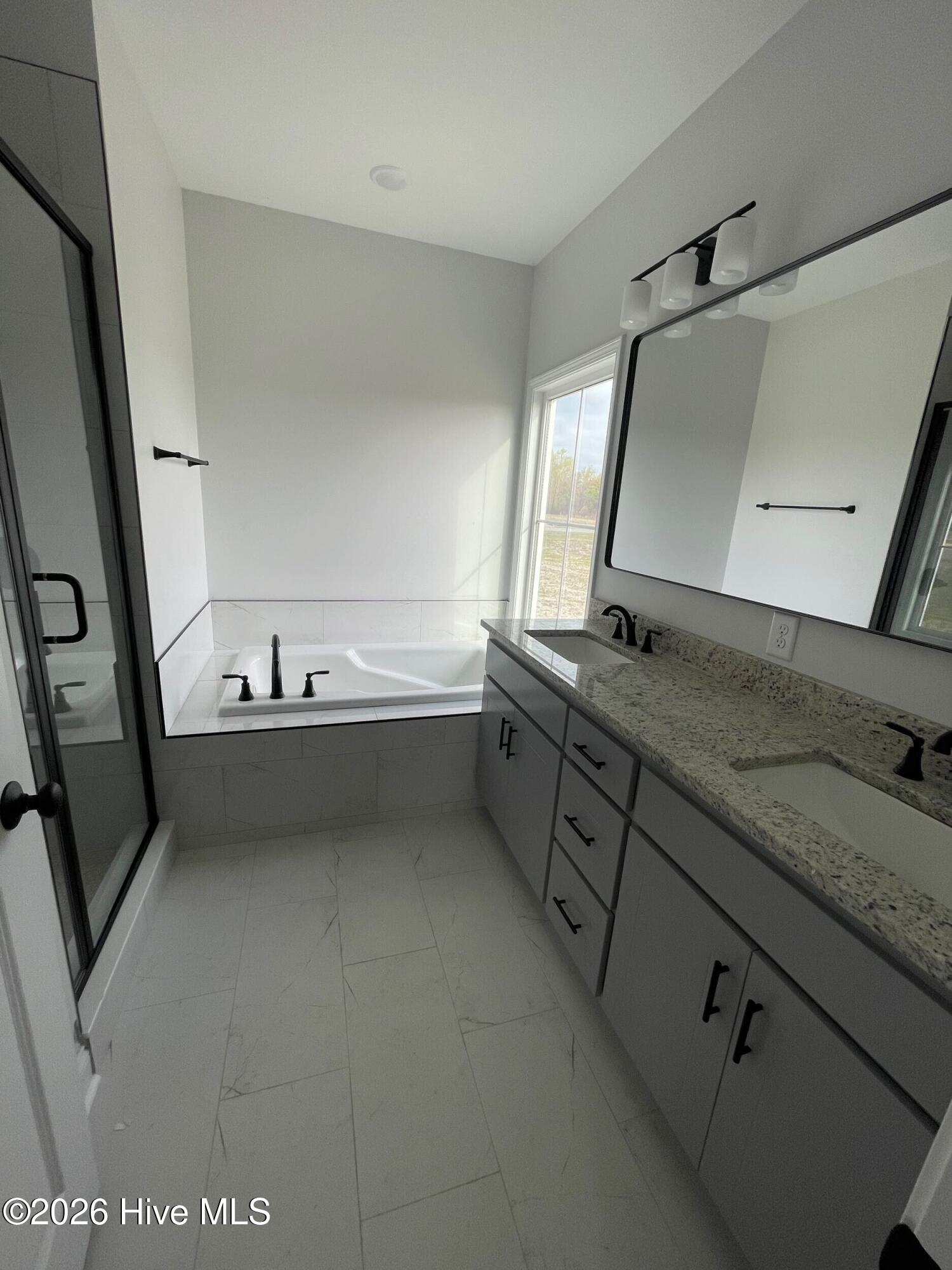 2753 Whitaker Glen Drive, Farmville, NC, 27828