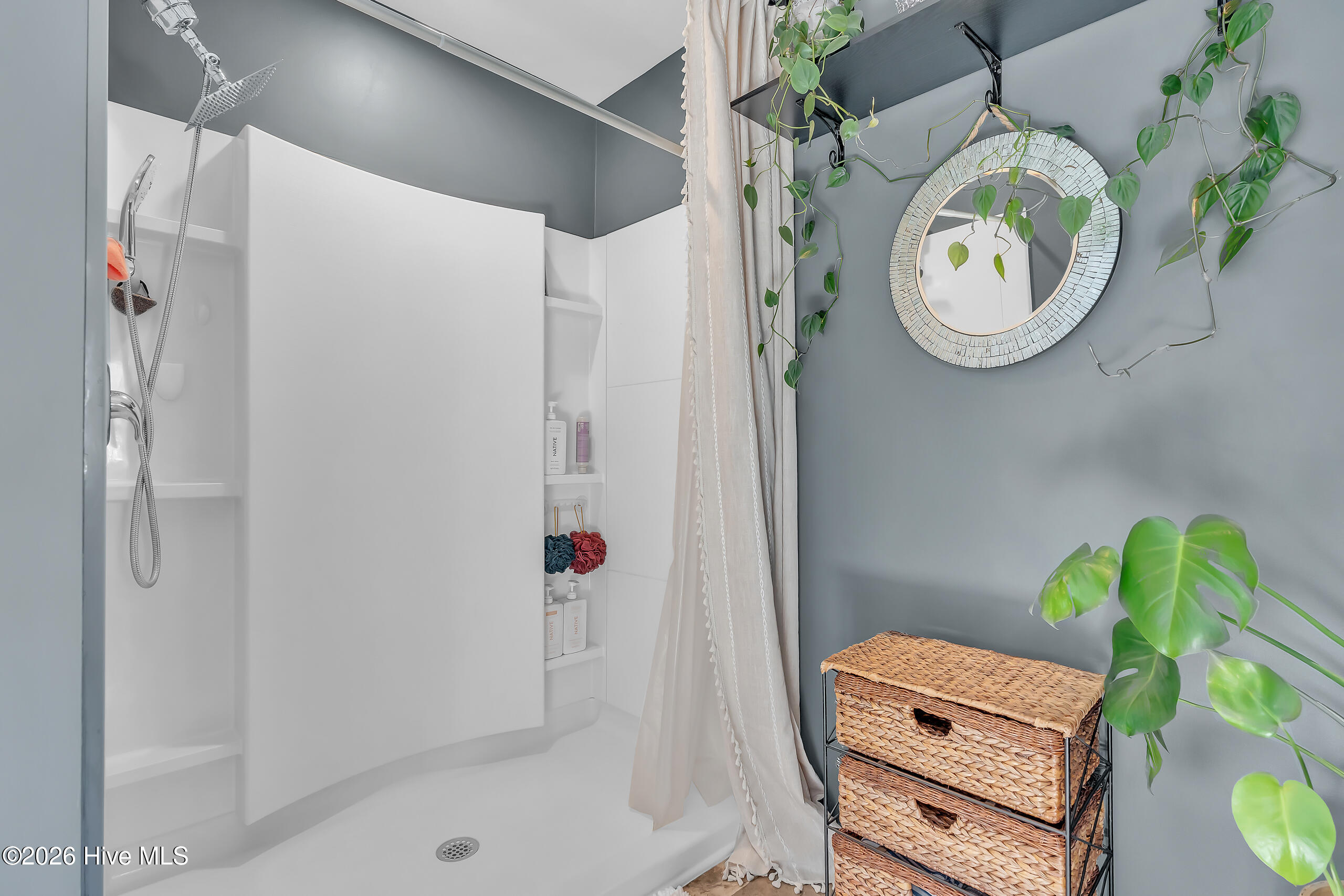 100551354 | Photo 39