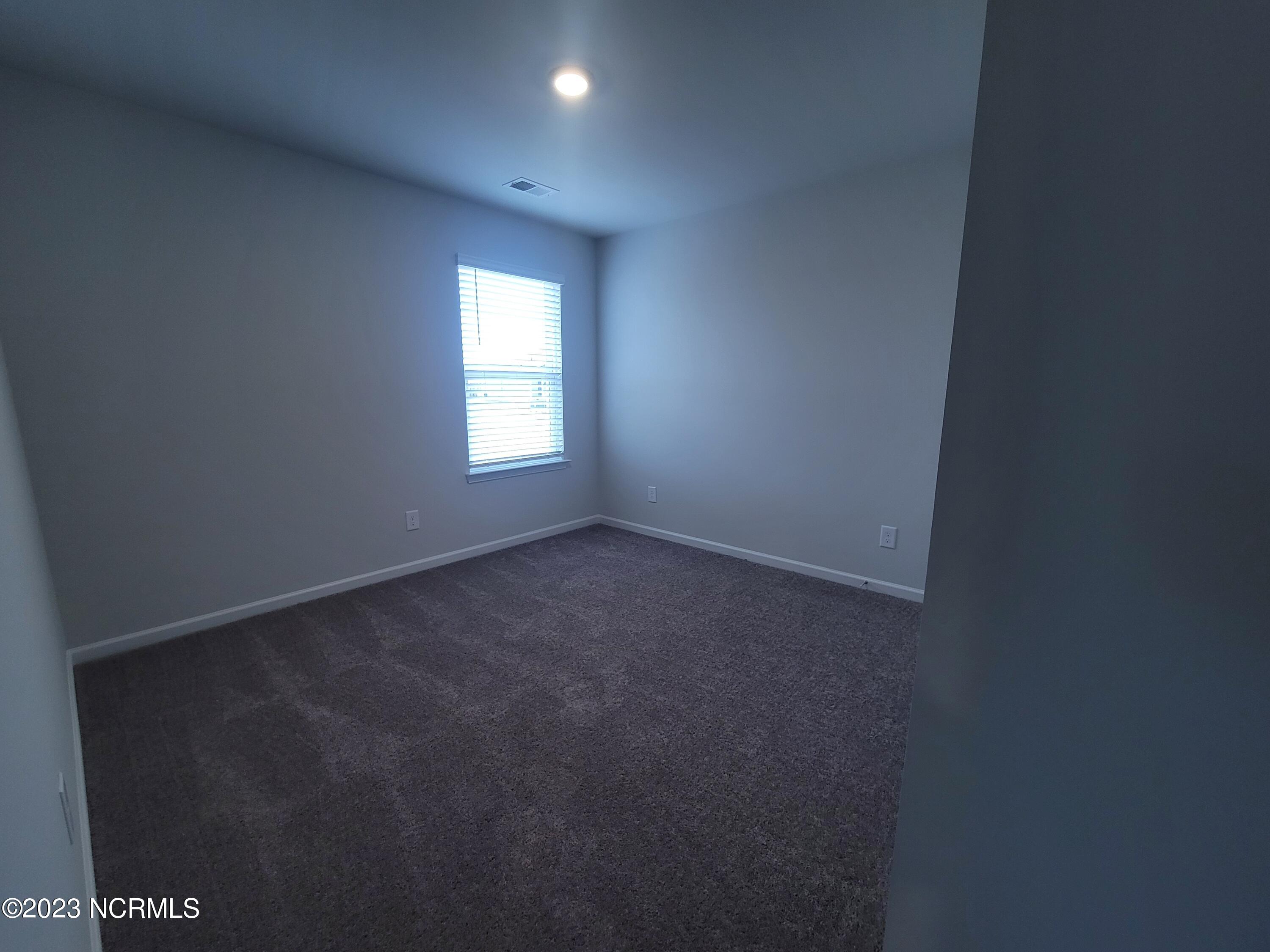 100556788 | Photo 16