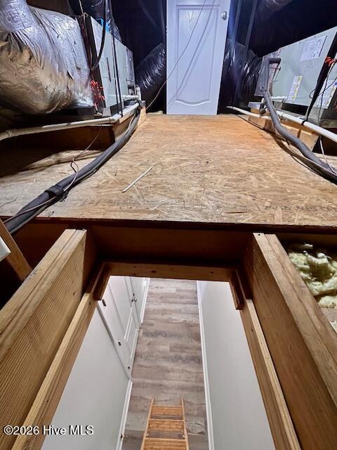 100564240 | Photo 54