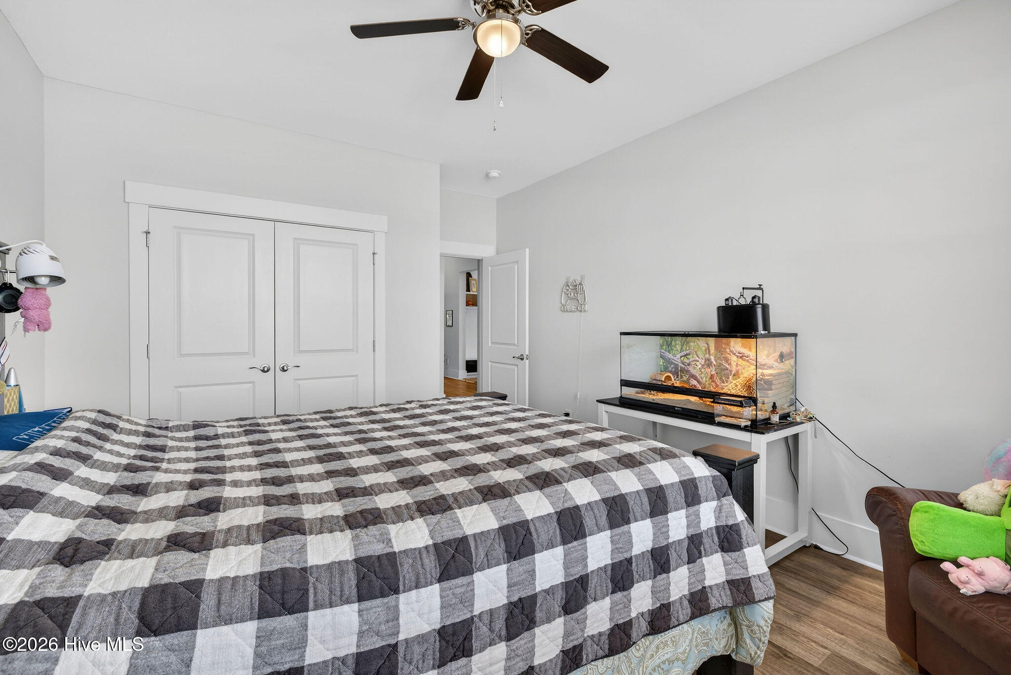 100563457 | Photo 10