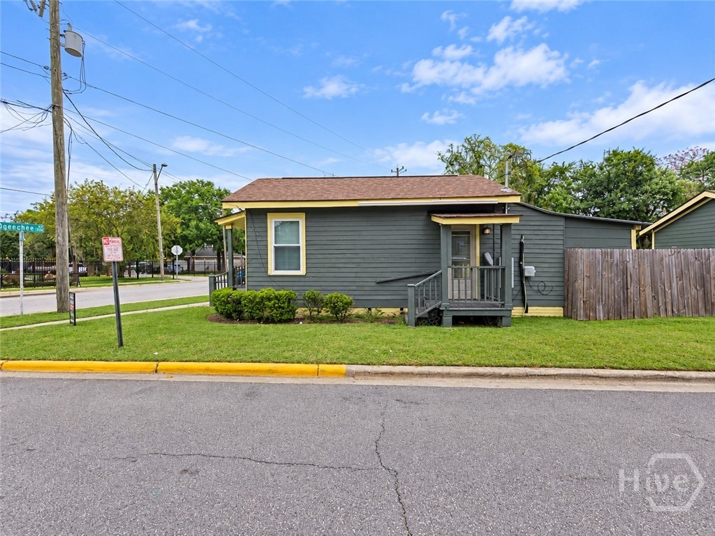 Photo 3 of Single family home for sale at 1712 Ogeechee Rd, Savannah, GA 31415 | MLS# SA366228 | Listing updated on 2026-10-23