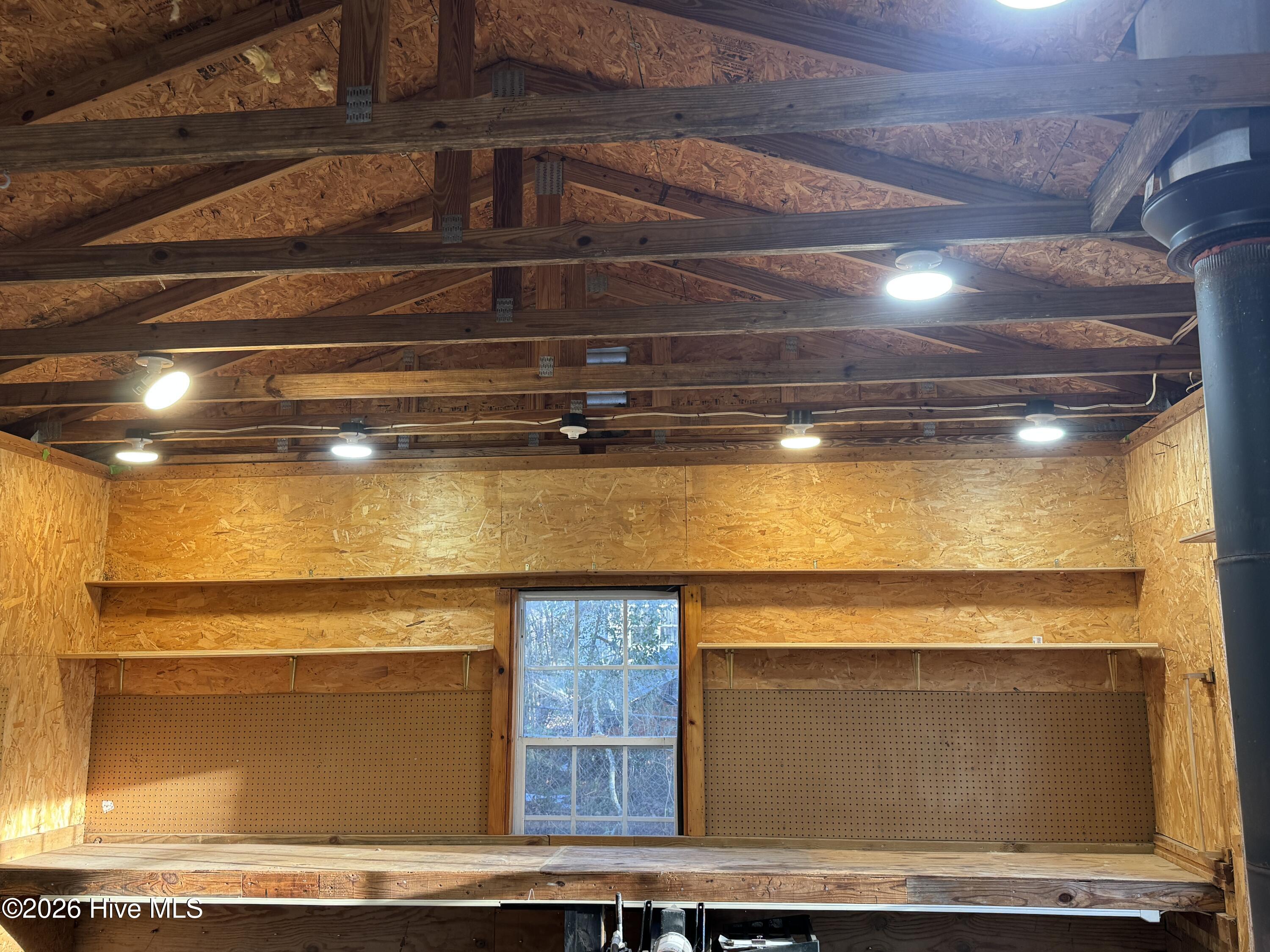 100553396 | Photo 28