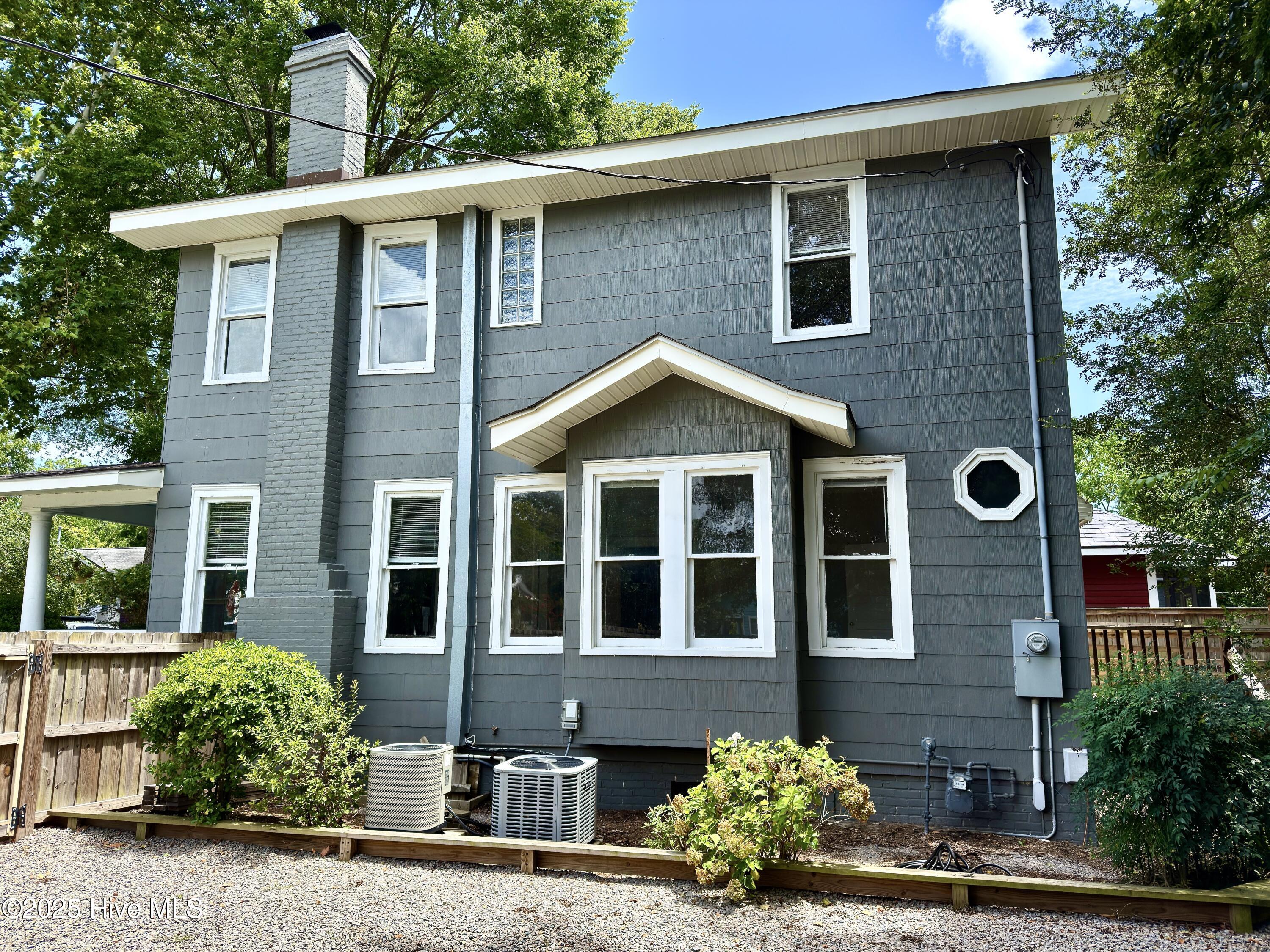 100521707 | Photo 22