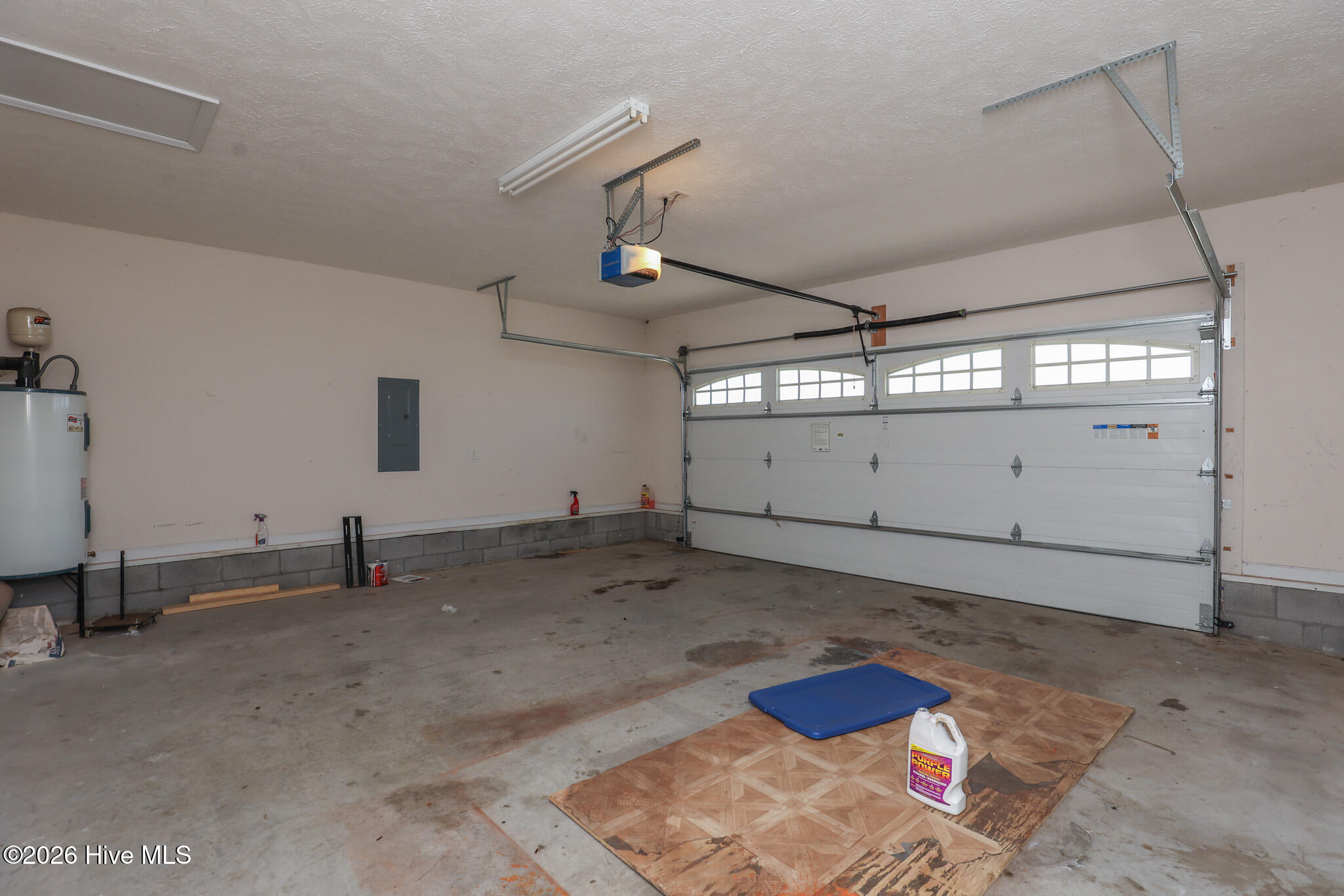 100523026 | Photo 45