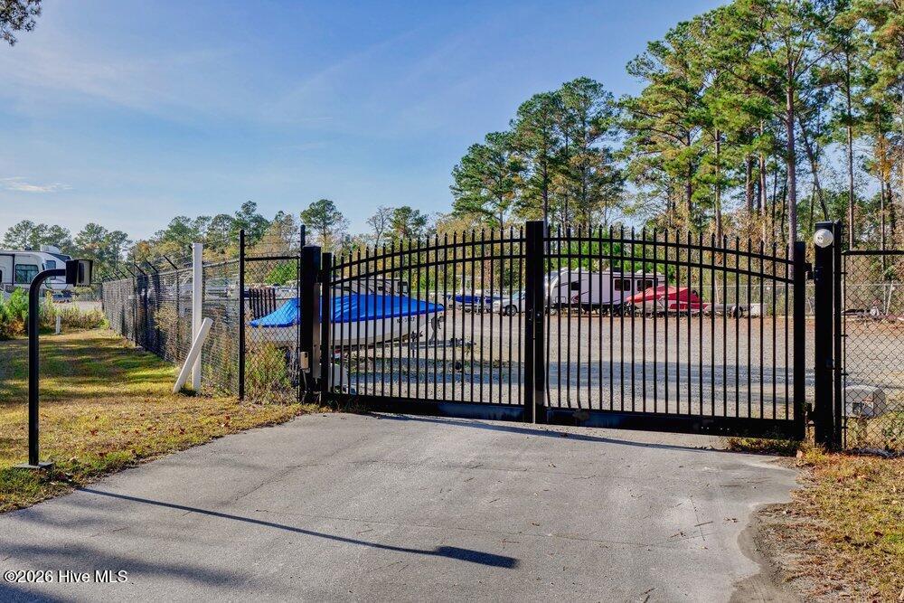 100561379 | Photo 100