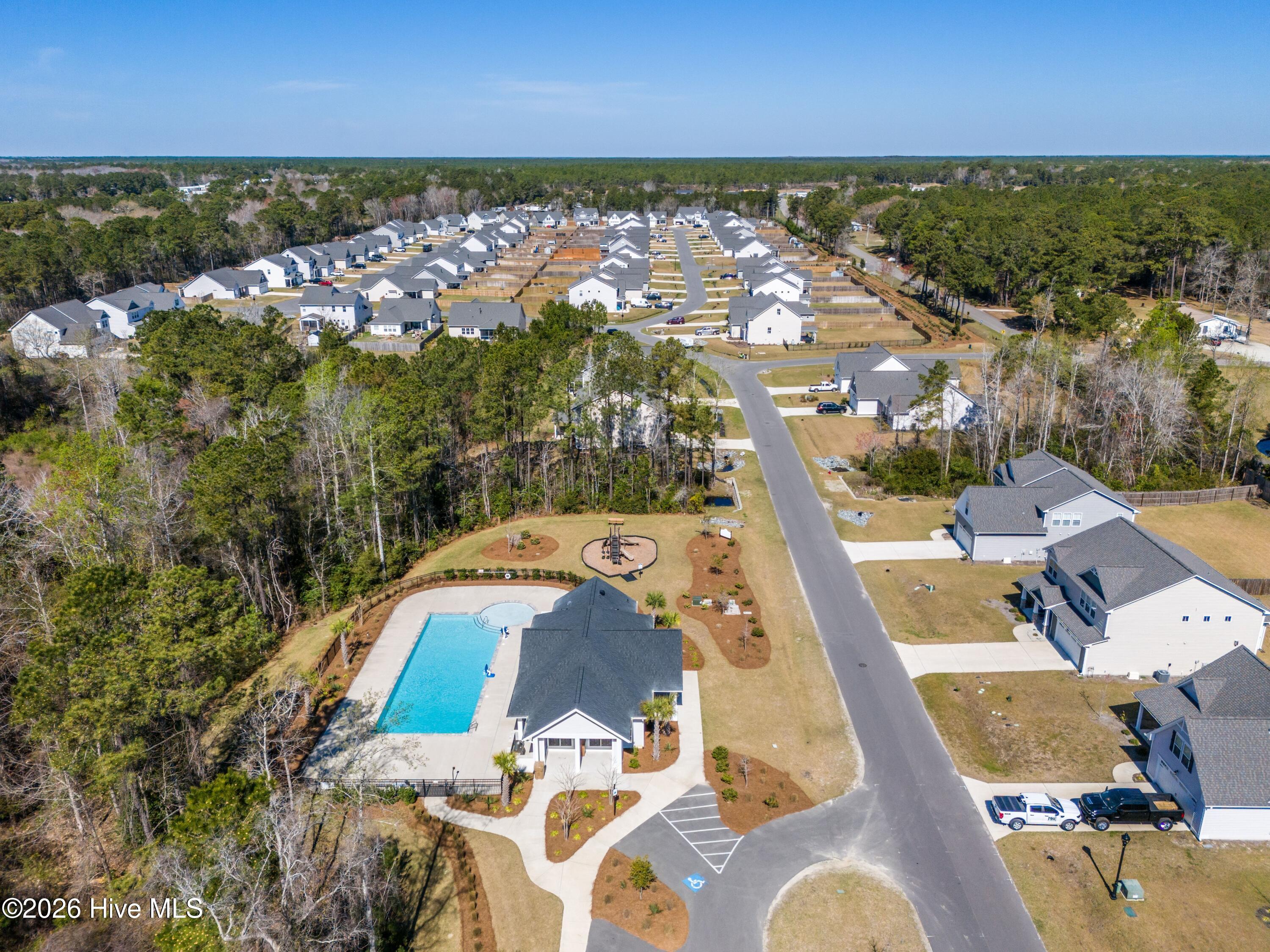 100562684 | Photo 53