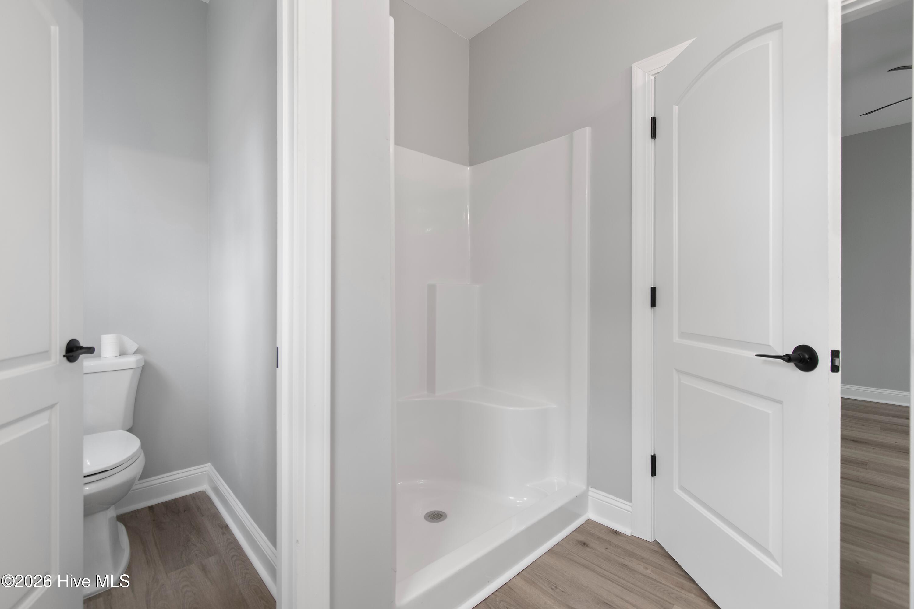 100563159 | Photo 21